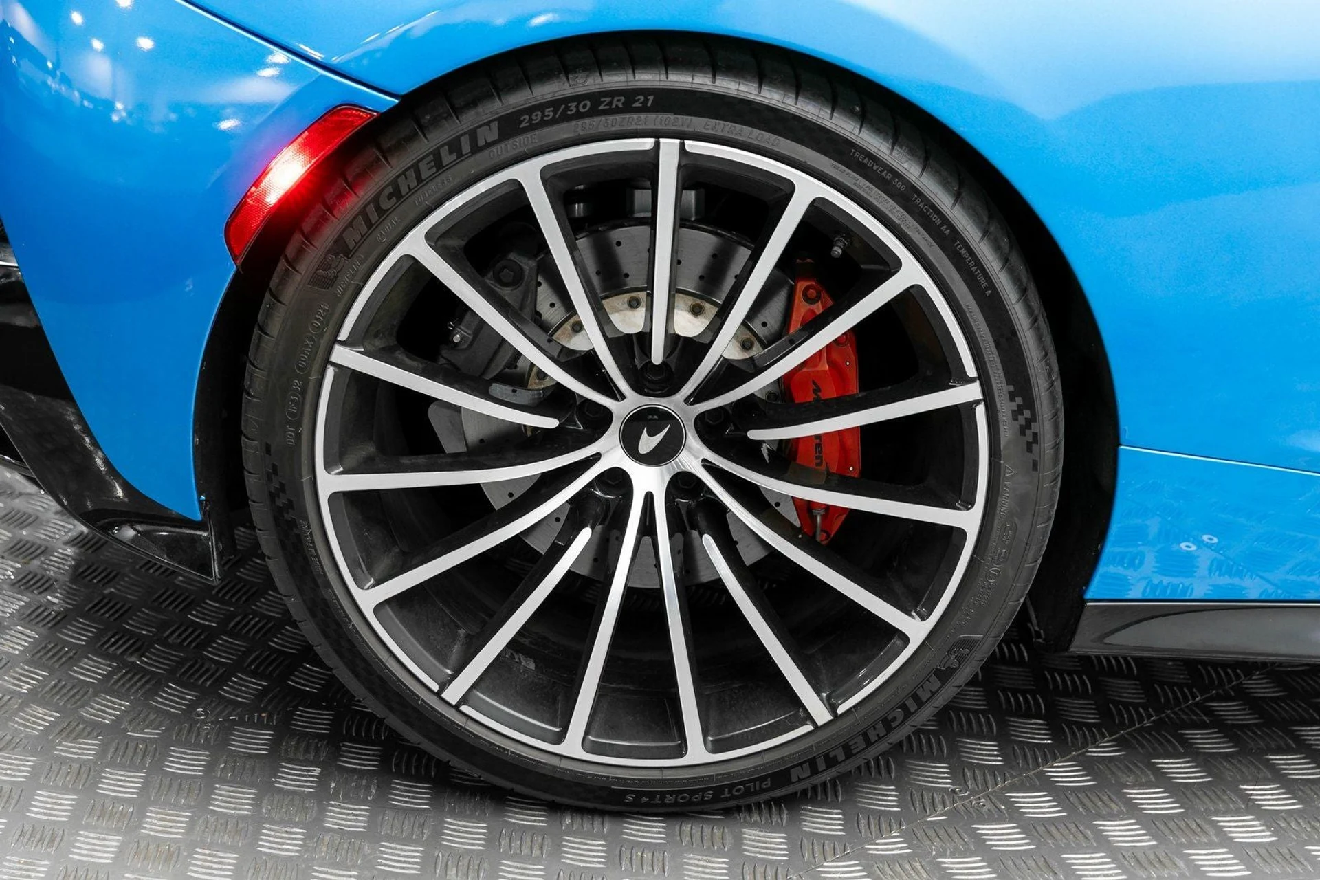 mph038_2733770976_39_b83c957310