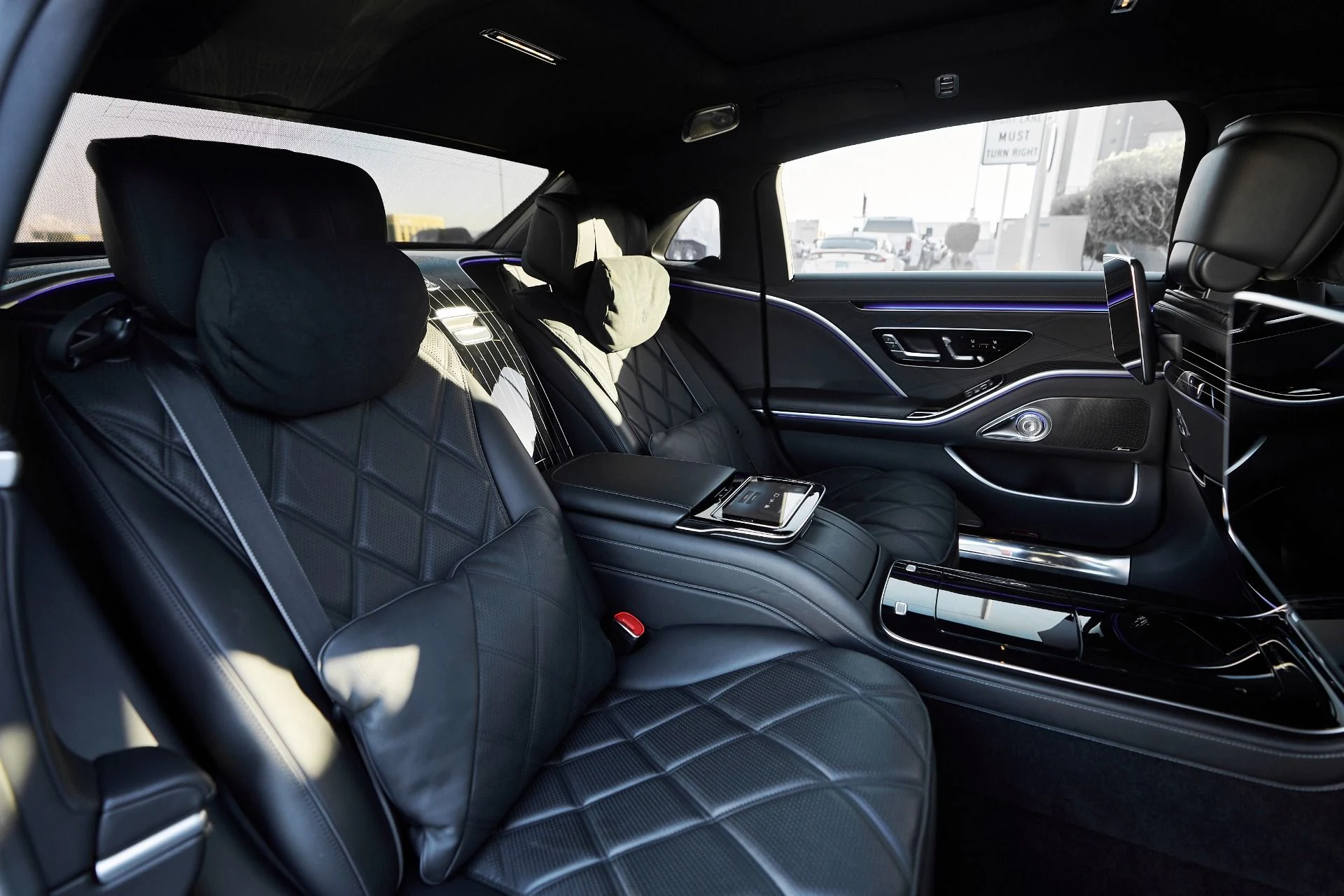 mph038_273722390_Used_2022_Mercedes_Benz_S_Class_Maybach_S_580_1763082551_6719688a9e