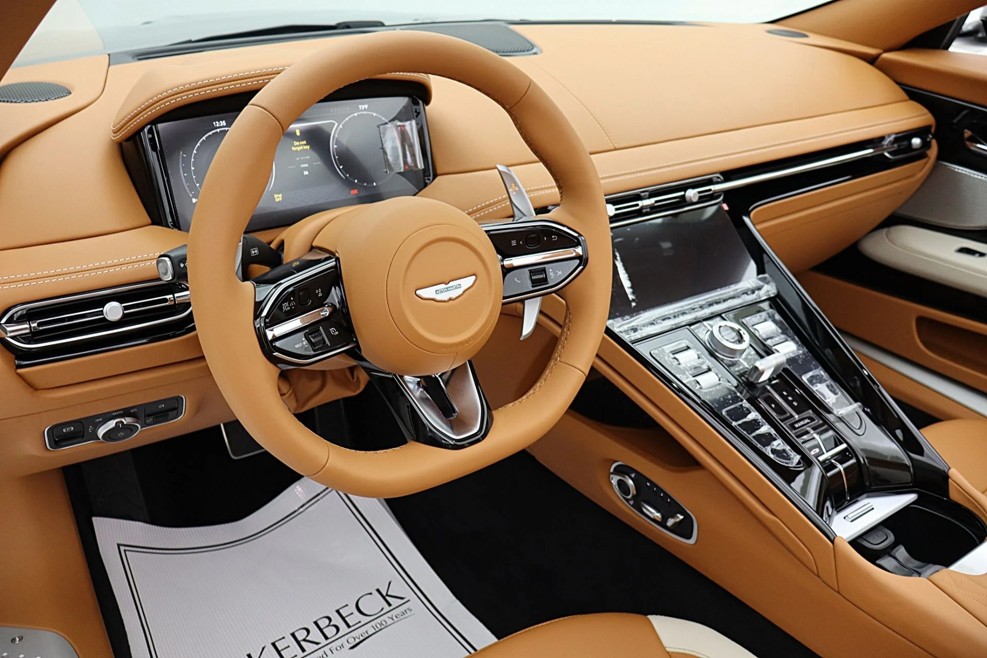 mph038_2745387483_New_2026_Aston_Martin_DB_12_Volante_a4ecd18120