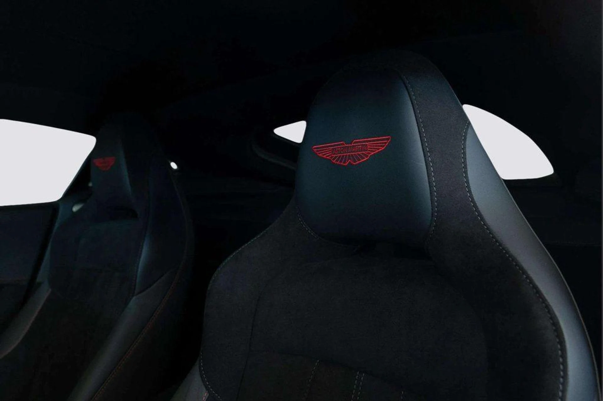 mph038_274635329_ESVJV_6_UGYYX_Ndz_R6h6yv_H_Rwg_JQA_2fe111dbac