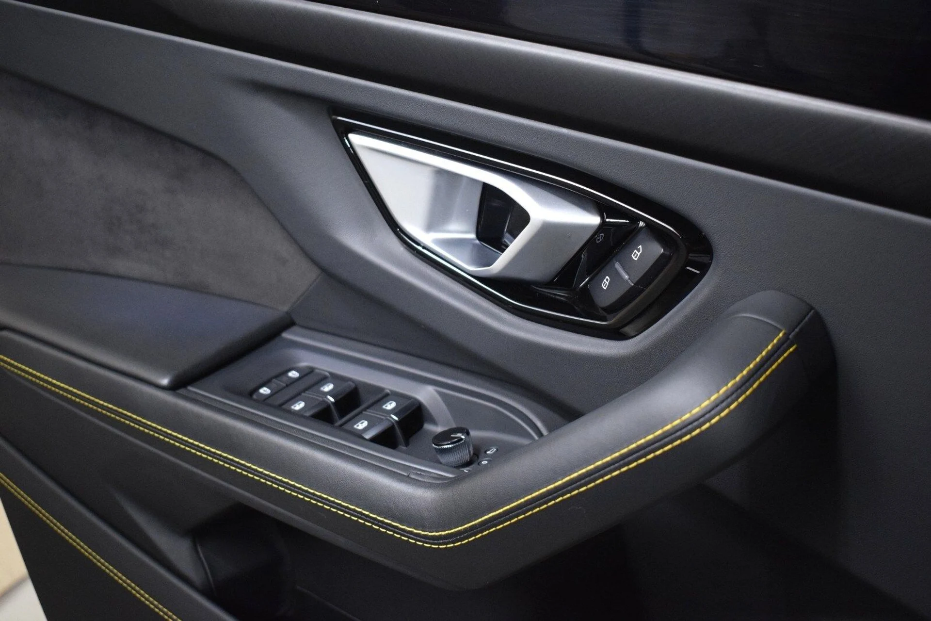 mph038_2749824033_ca4b17791e2084d1a575d351f26731d1x_addc29c8c2