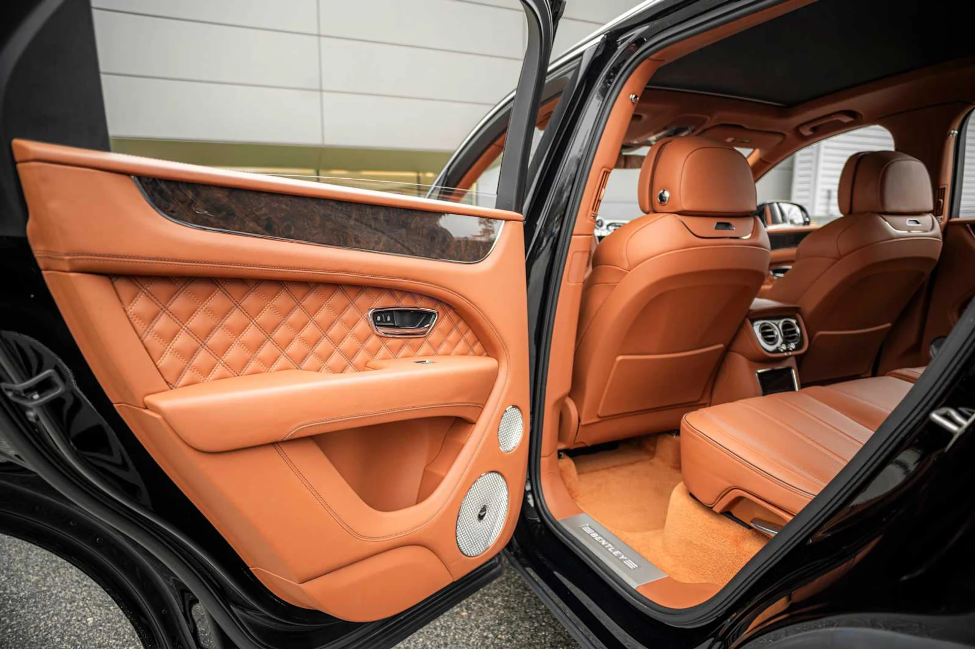 mph038_2750172598_f5c0e2844b55eebe1b8c53183bd1e3c4x_fae9f3d10e