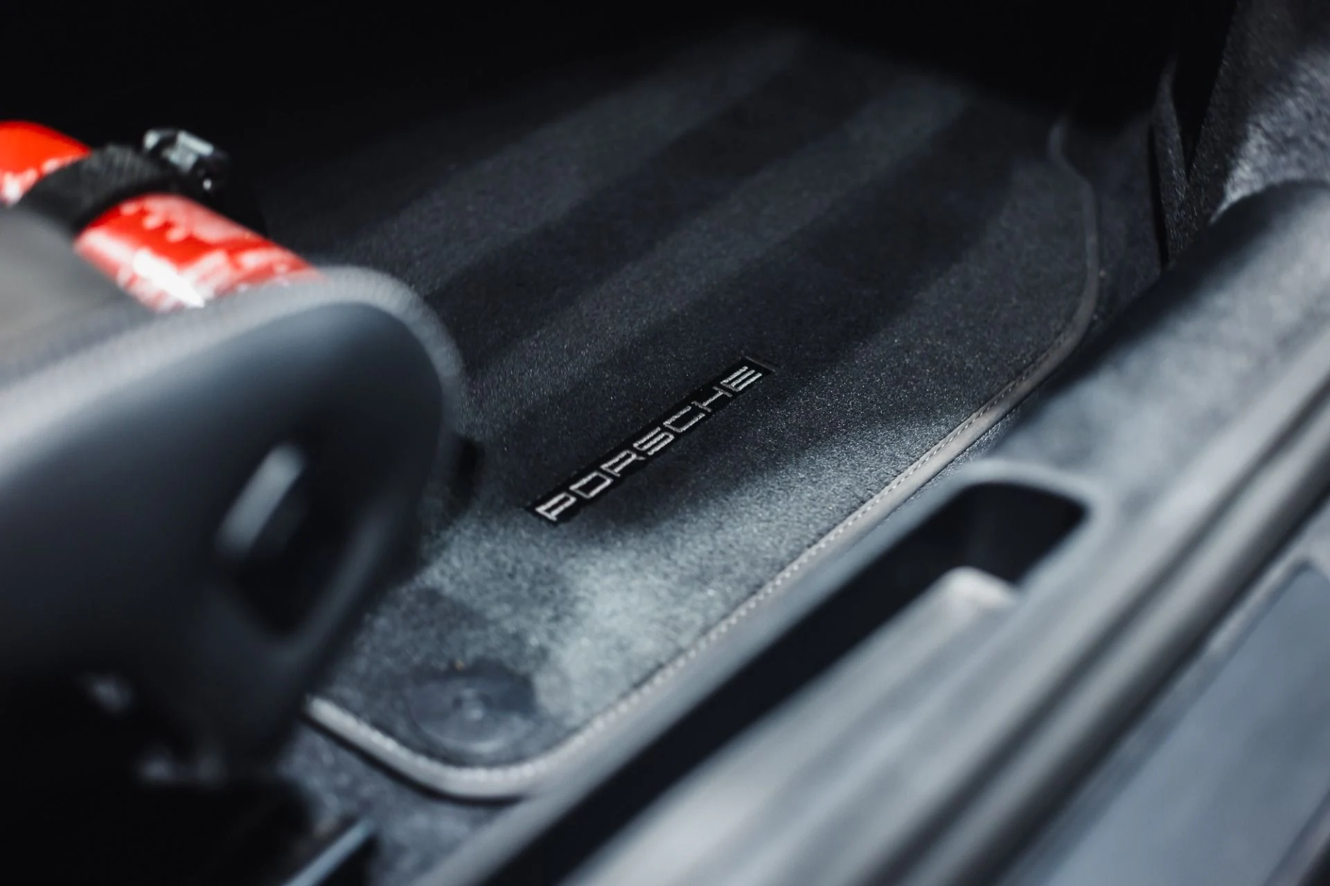 mph038_2781506826_Used_2022_Porsche_911_GT_3_Chalk_CC_Bs_Tasteful_Upgrades_1775764800_a6ce95a30f