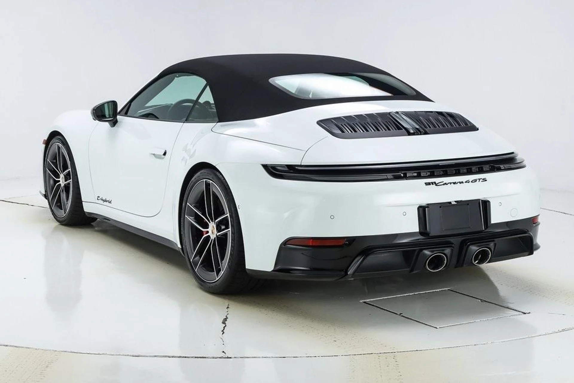 mph038_2797998734_Xp_Mh_N_Ch_pz_VX_Of_J5_Nl_UF_9c_MA_69c4df233d