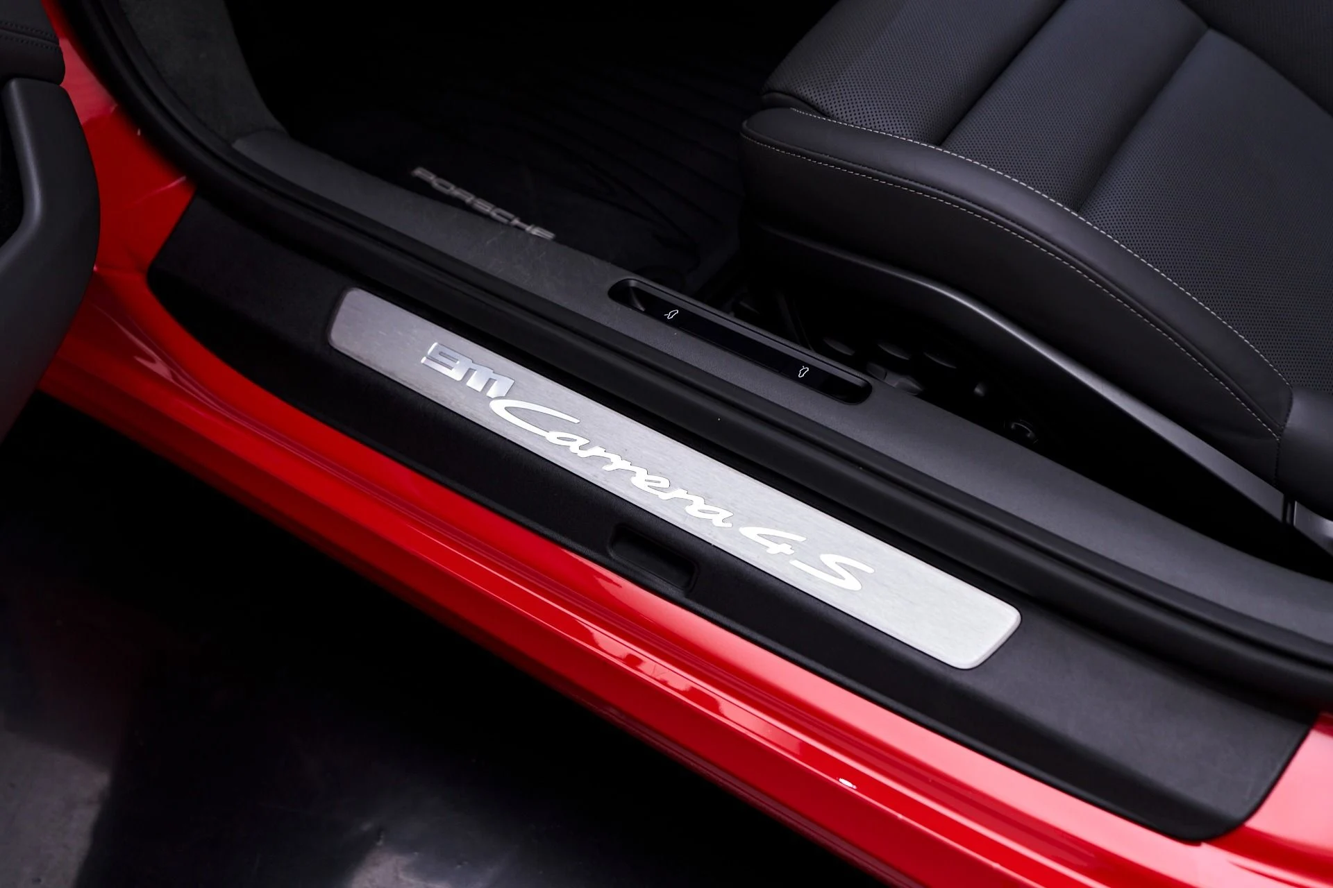 mph038_2798081018_Used_2020_Porsche_911_Carrera_4_S_1750269009_12b677b60c