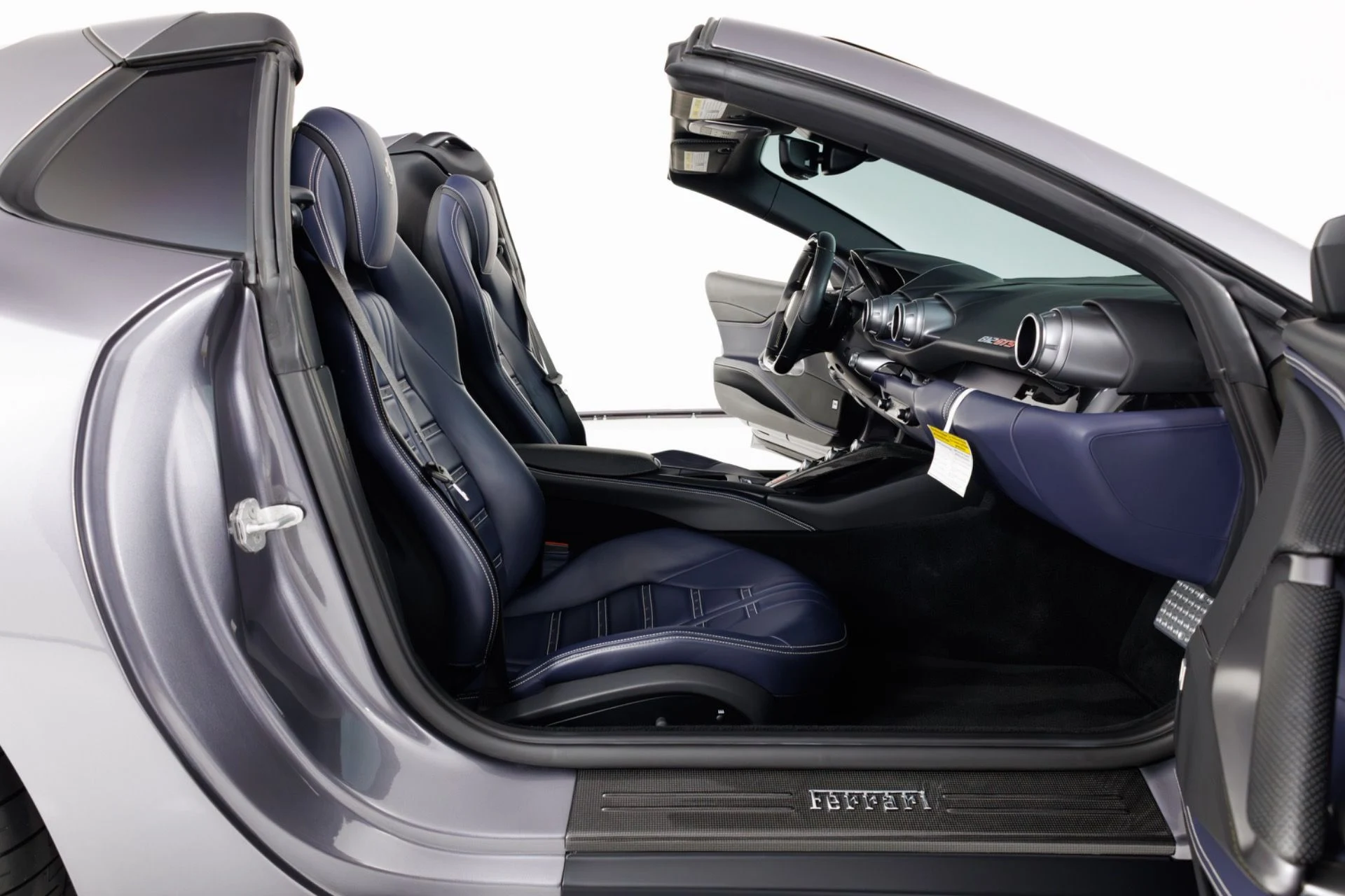 mph038_2808209914_Used_2021_Ferrari_812_GTS_1778536439_210e44fbd1