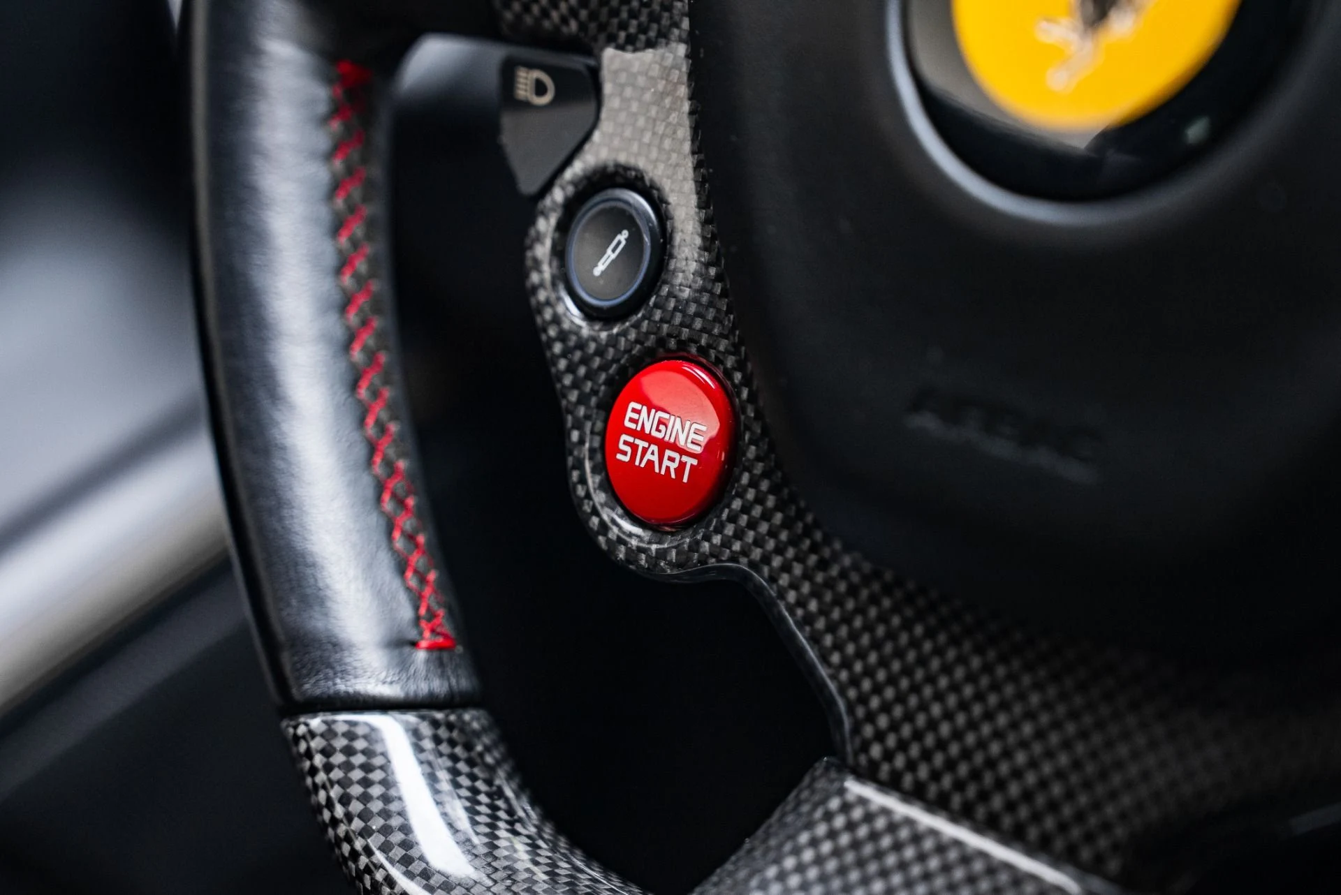 mph038_2809547773_Used_2010_Ferrari_458_Italia_1766090586_bedf663bad