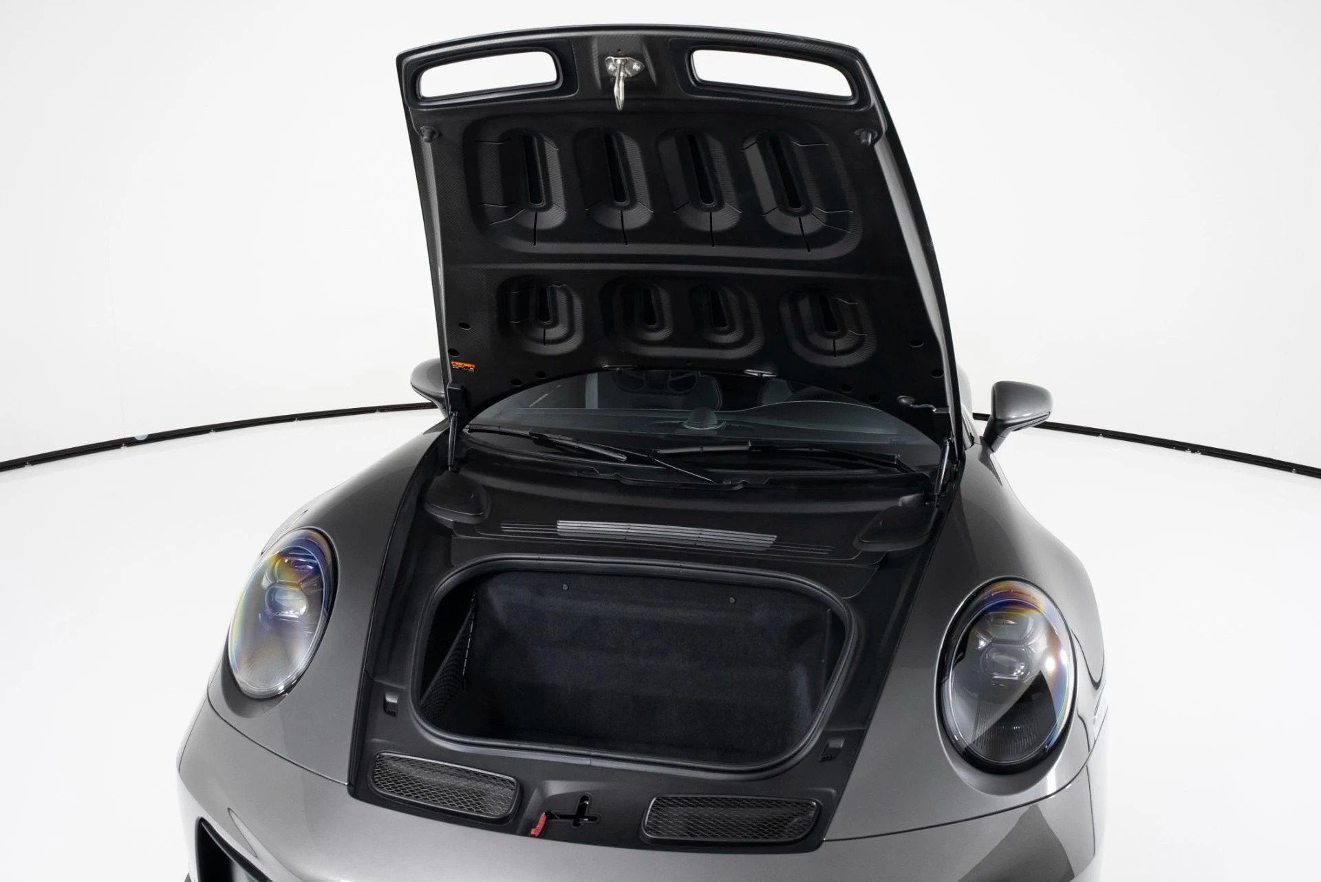 mph038_28118642_Used_2024_Porsche_911_GT_3_1756329509_10881e3289