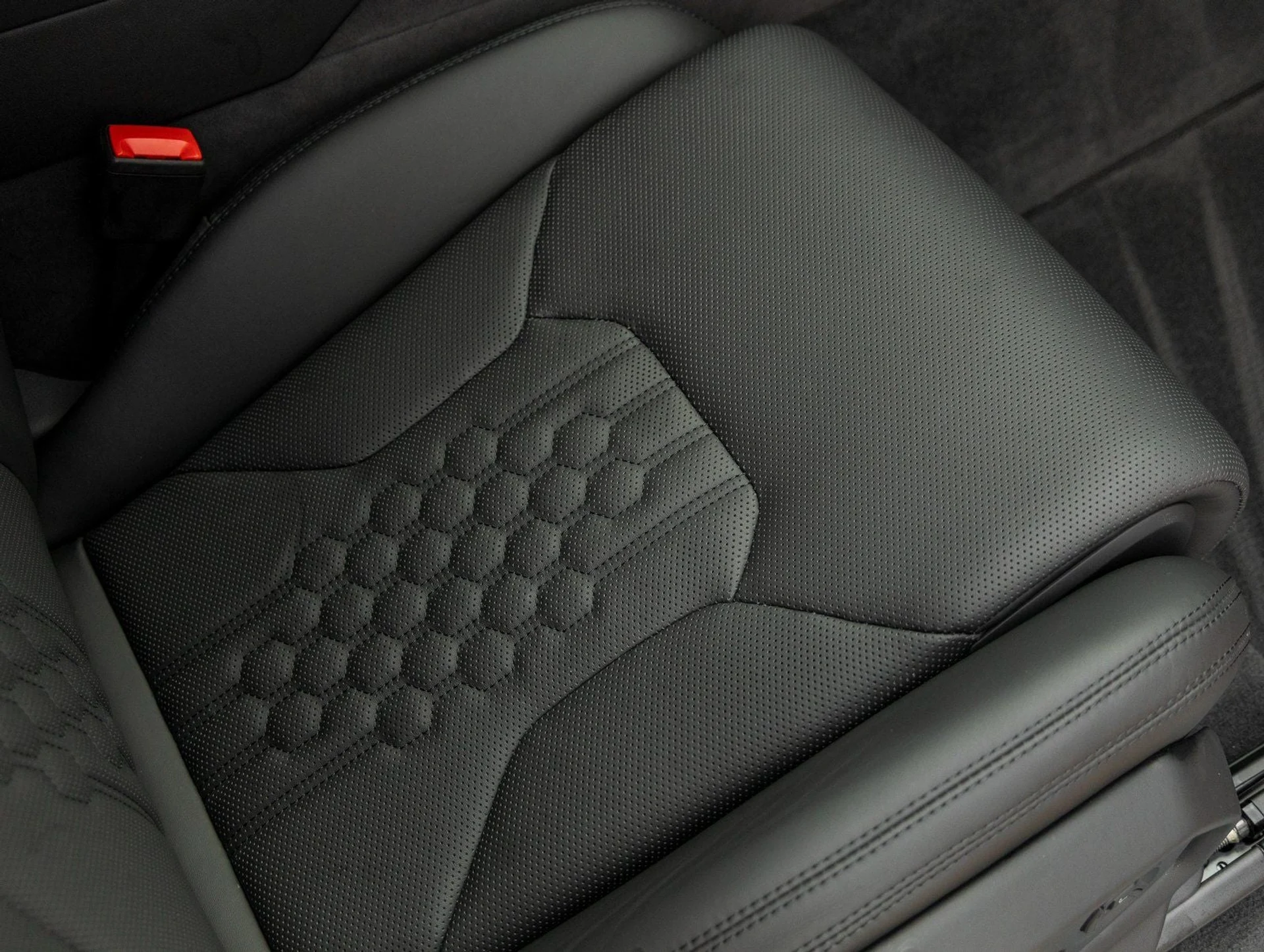 mph038_2820645057_39_ea5a59ca76