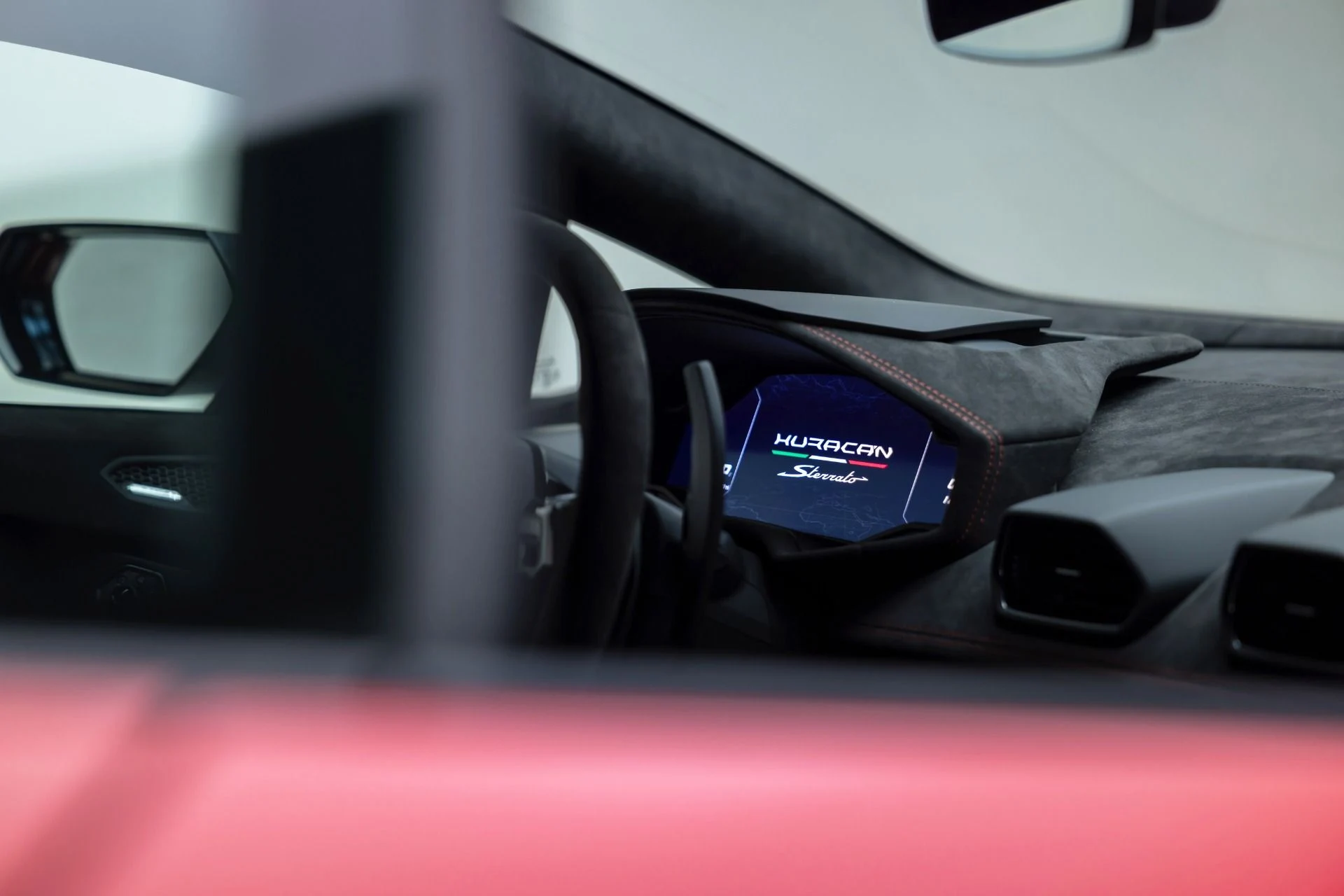 mph038_2820783323_Used_2024_Lamborghini_Huracan_Sterrato_1765391926_460352d418