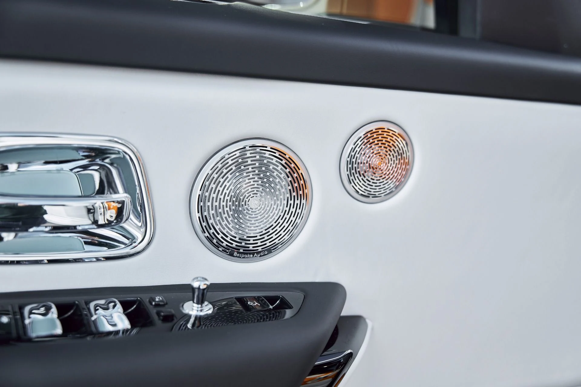 mph038_2821766477_Used_2026_Rolls_Royce_Cullinan_Base_1766884771_81a2bdf522