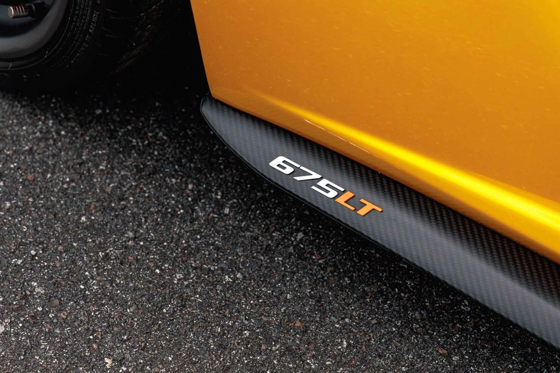 mph038_2823871042_593_p39_l_3898417148