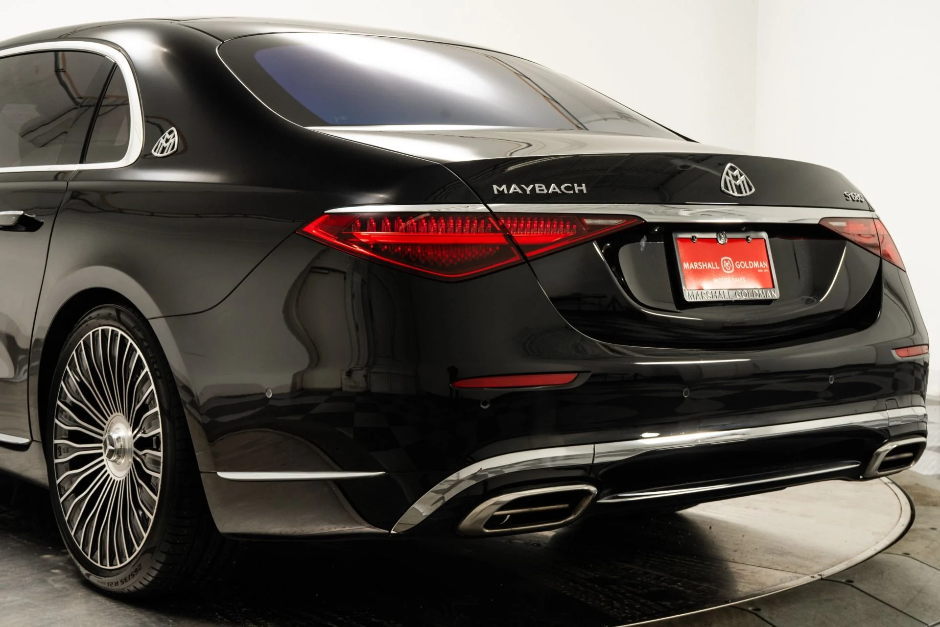 mph038_2832736691_Used_2023_Mercedes_Benz_Mercedes_Maybach_S_680_Executive_Rear_Seat_Package_V12_Power_Immense_Room_1759929527_11ad86910a