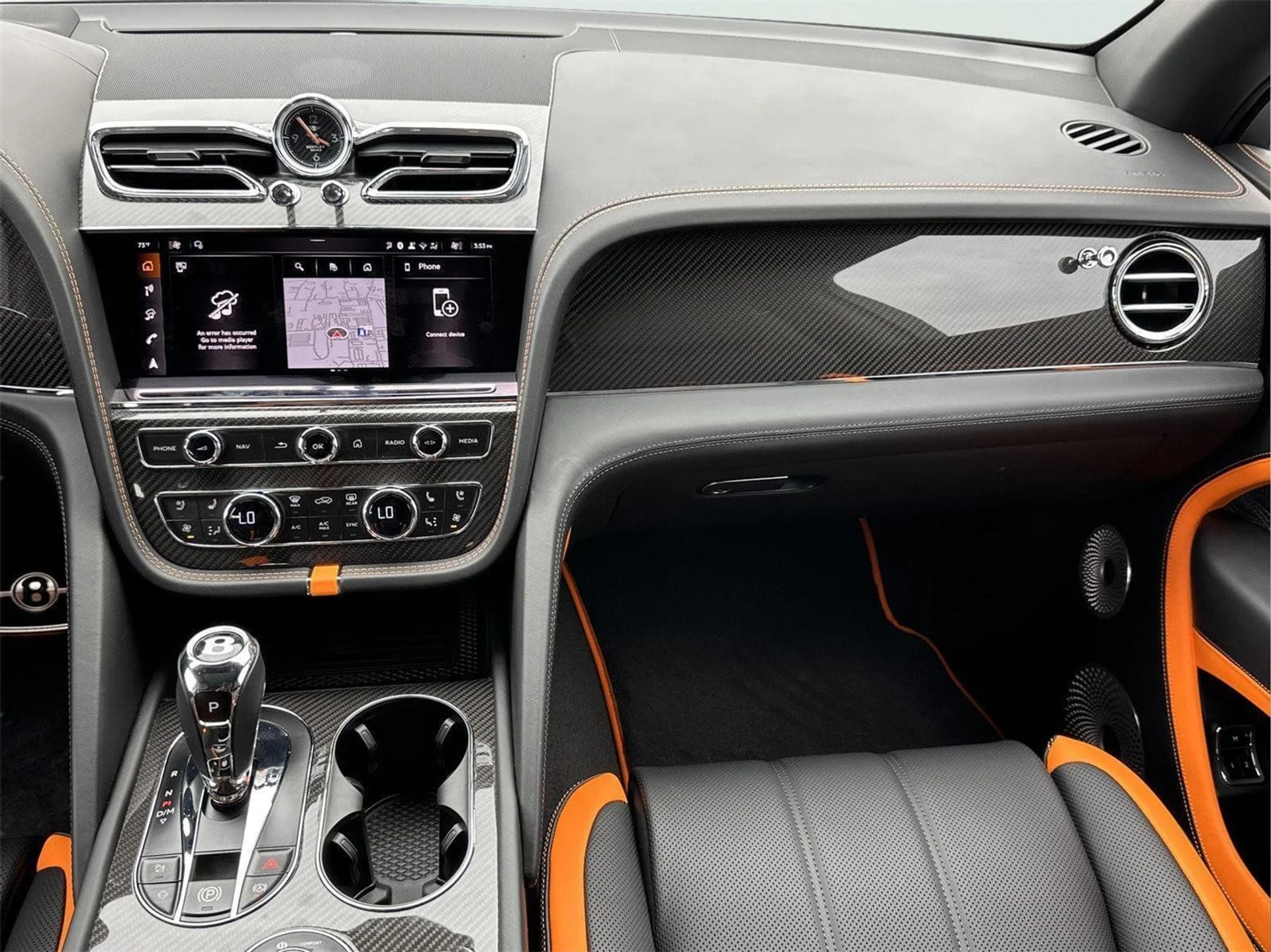 mph038_2834379097_89871c92257a14d62c2941085f63bc42_d14591e33c