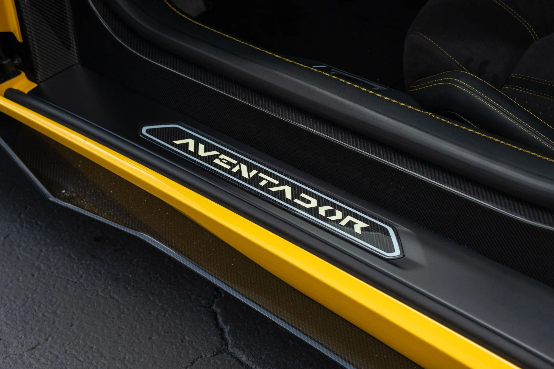 mph038_2838002675_Used_2022_Lamborghini_Aventador_LP_780_4_Ultimae_1757714109_3fabcc676f