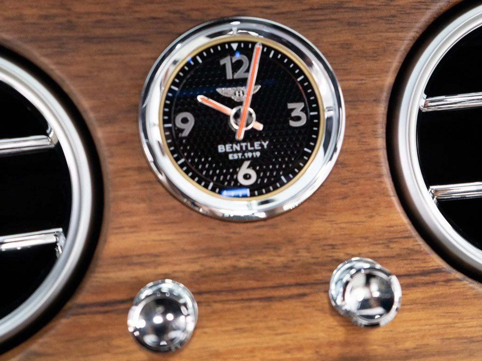 mph038_2841124725_209b87f5b91aa16fda1f4008b49aed7d_0ce711a896