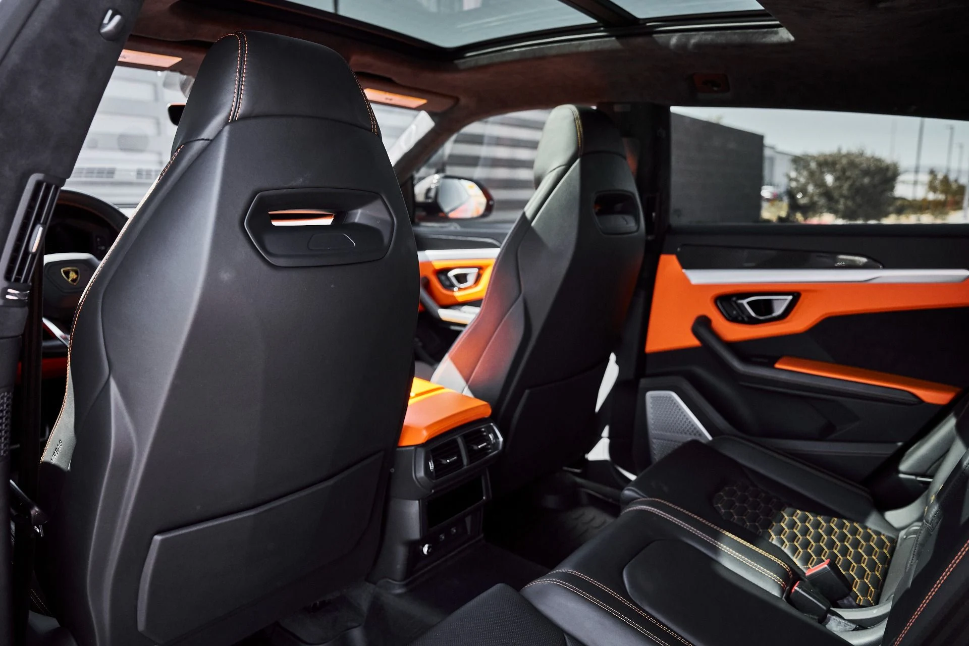 mph038_2843521439_Used_2022_Lamborghini_Urus_1778204443_f5b3ab6490