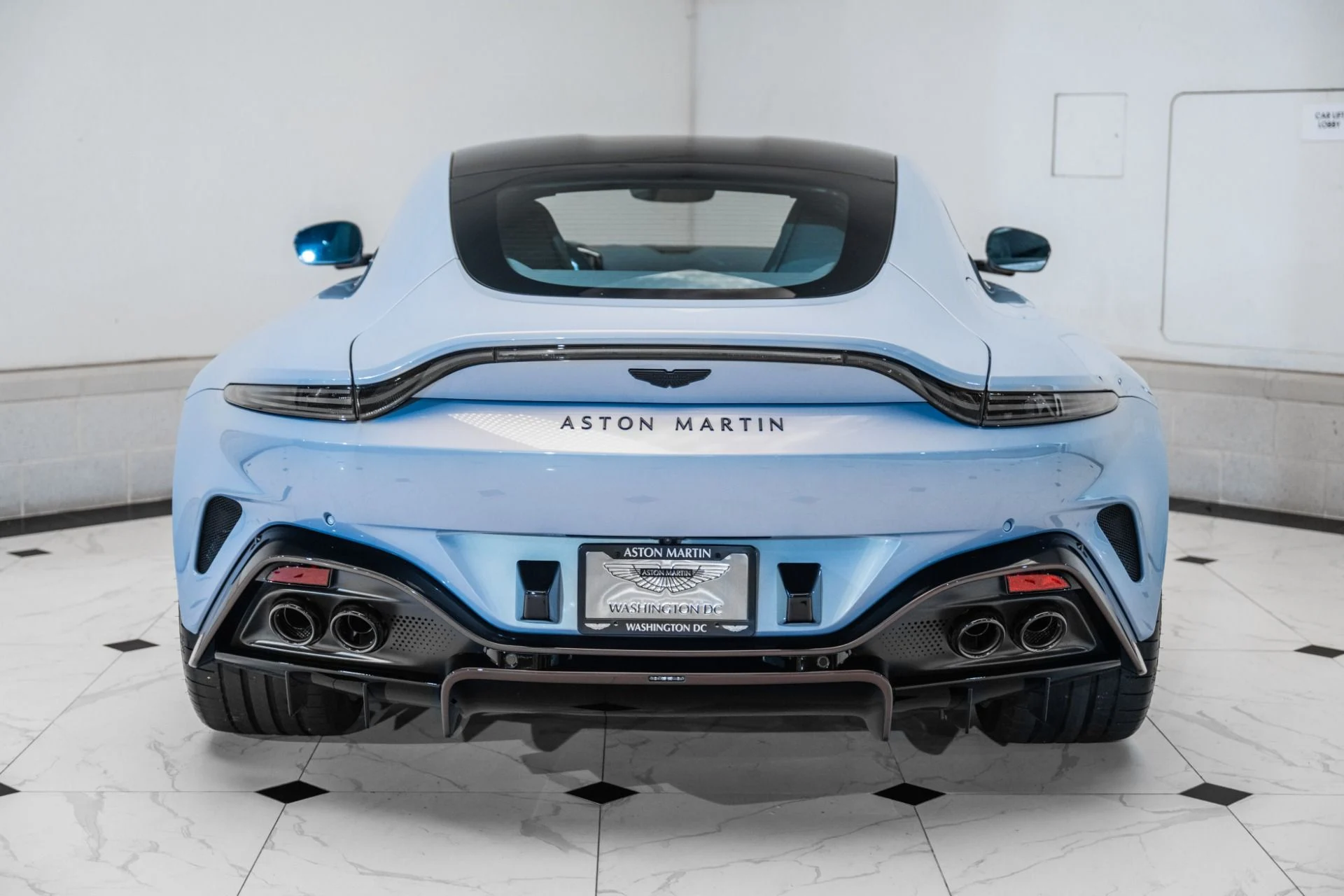 mph038_2861300568_New_2026_ASTON_MARTIN_VANTAGE_1759240597_7815dcdb53