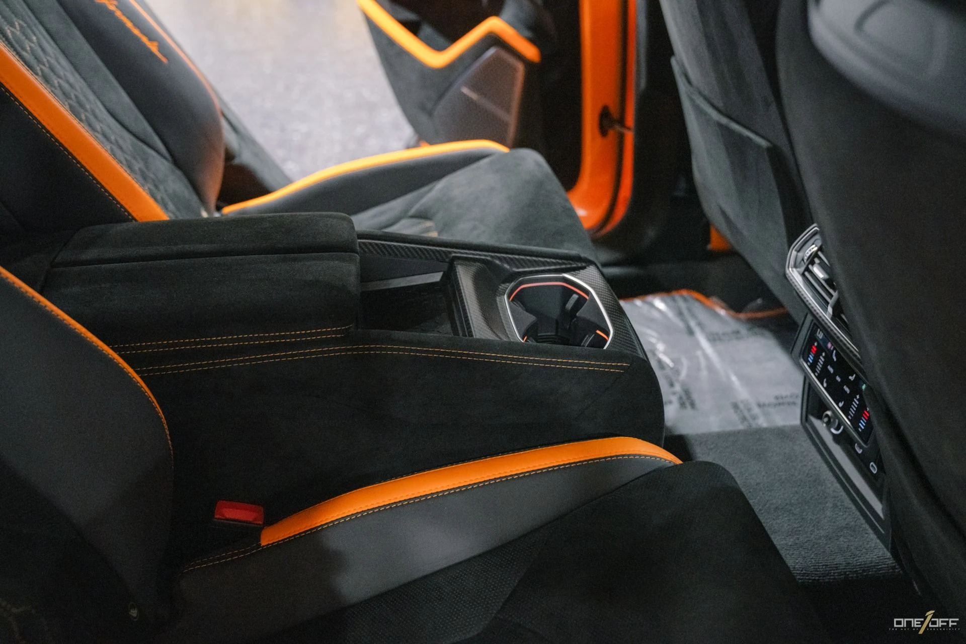 mph038_2862155211_Used_2023_Lamborghini_Urus_Performante_in_Arancio_Borealis_350_K_MSRP_Exposed_Carbon_Hood_1754940497_fe5cf4eae1