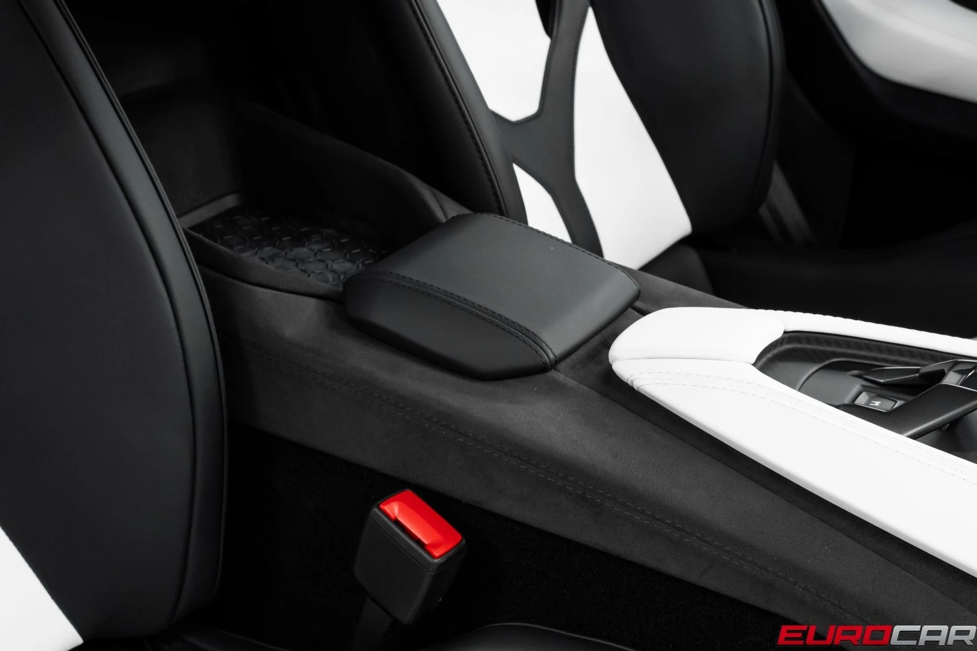 mph038_2868592117_image_39_b20f66037a