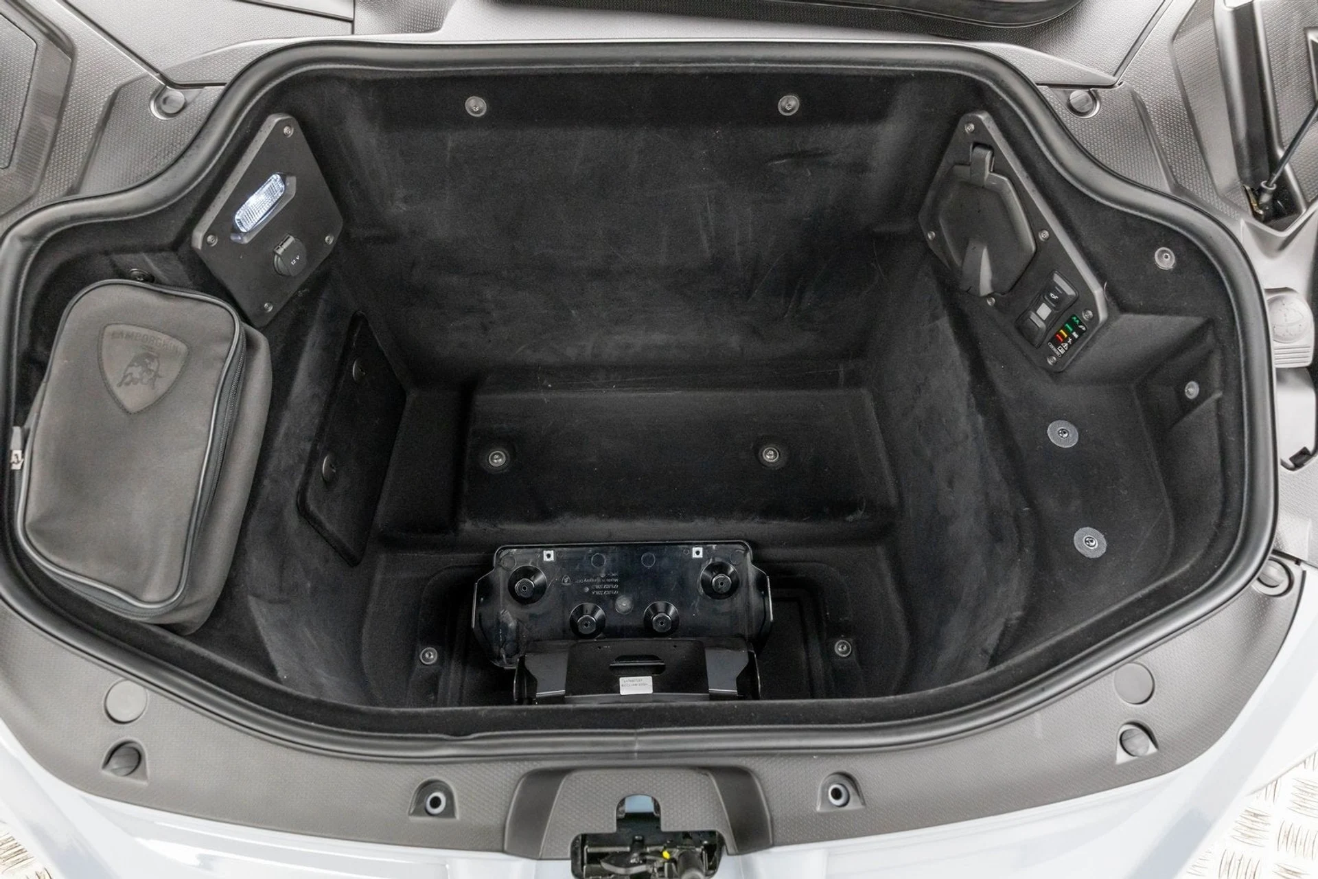 mph038_2875274970_39_90d843d70d