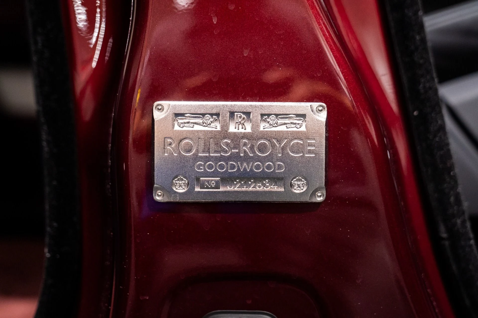 mph038_2876251843_Used_2022_Rolls_Royce_Black_Badge_Cullinan_Urban_Automotive_Widebody_HRE_wheels_1771025281_db54f1f89c