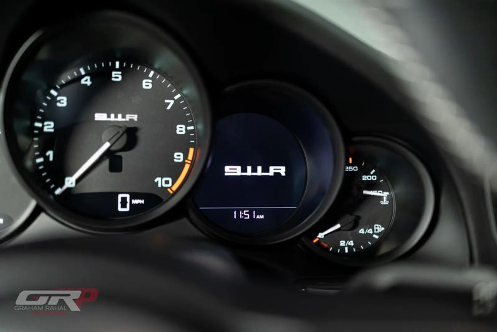 mph038_2889566376_61_B5_EE_7_E_2_F3_F_44_FE_95_D0_DE_977_EDC_78_BD_0f027cddb2