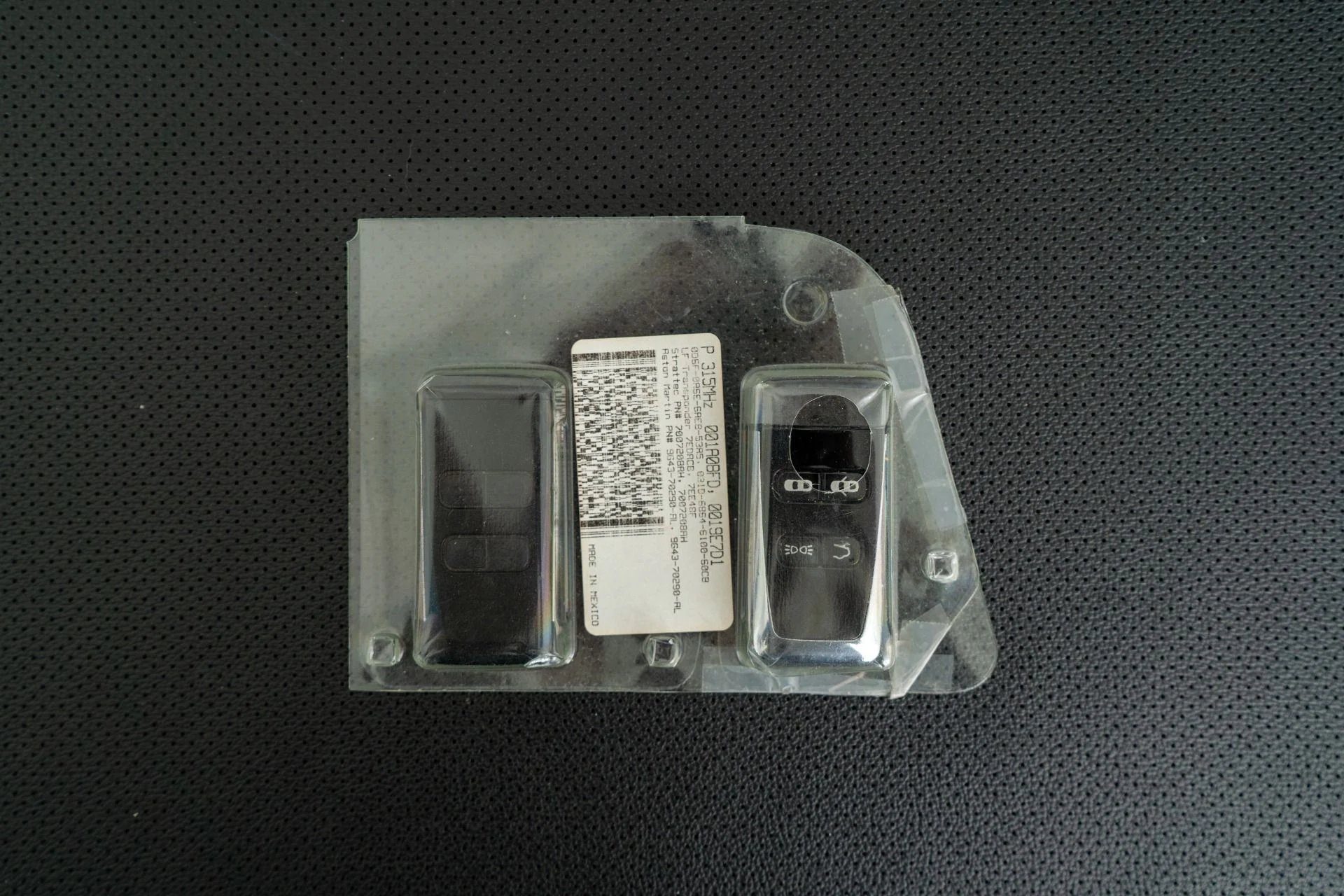 mph038_2893012586_Used_2015_Aston_Martin_DB_9_Volante_1759413196_599a8fcc7b