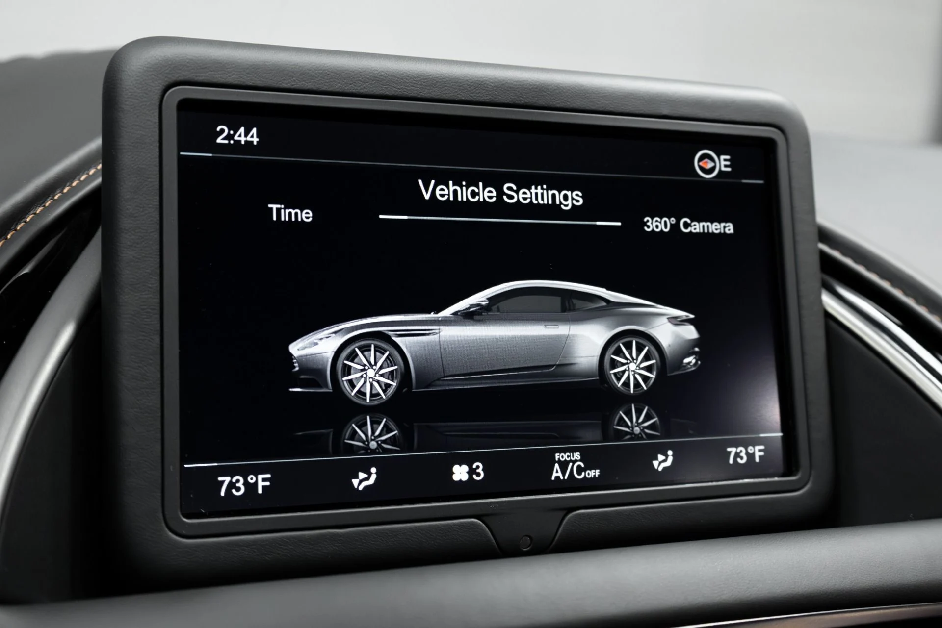 mph038_2900017704_Used_2018_Aston_Martin_DB_11_1761056819_64b672c6ca