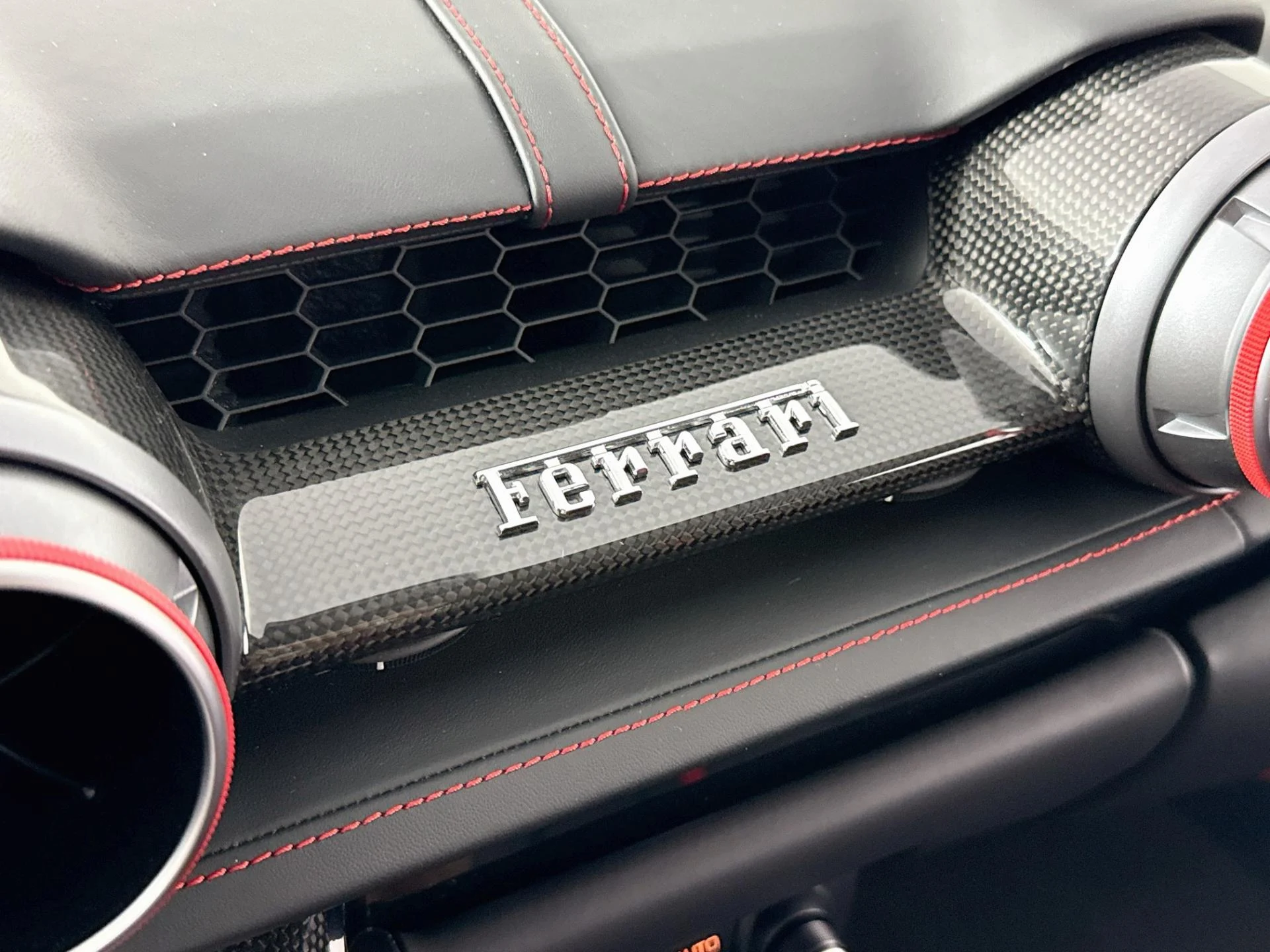mph038_2907799789_Used_2020_Ferrari_812_Superfast_1788899420_ae725d71f5