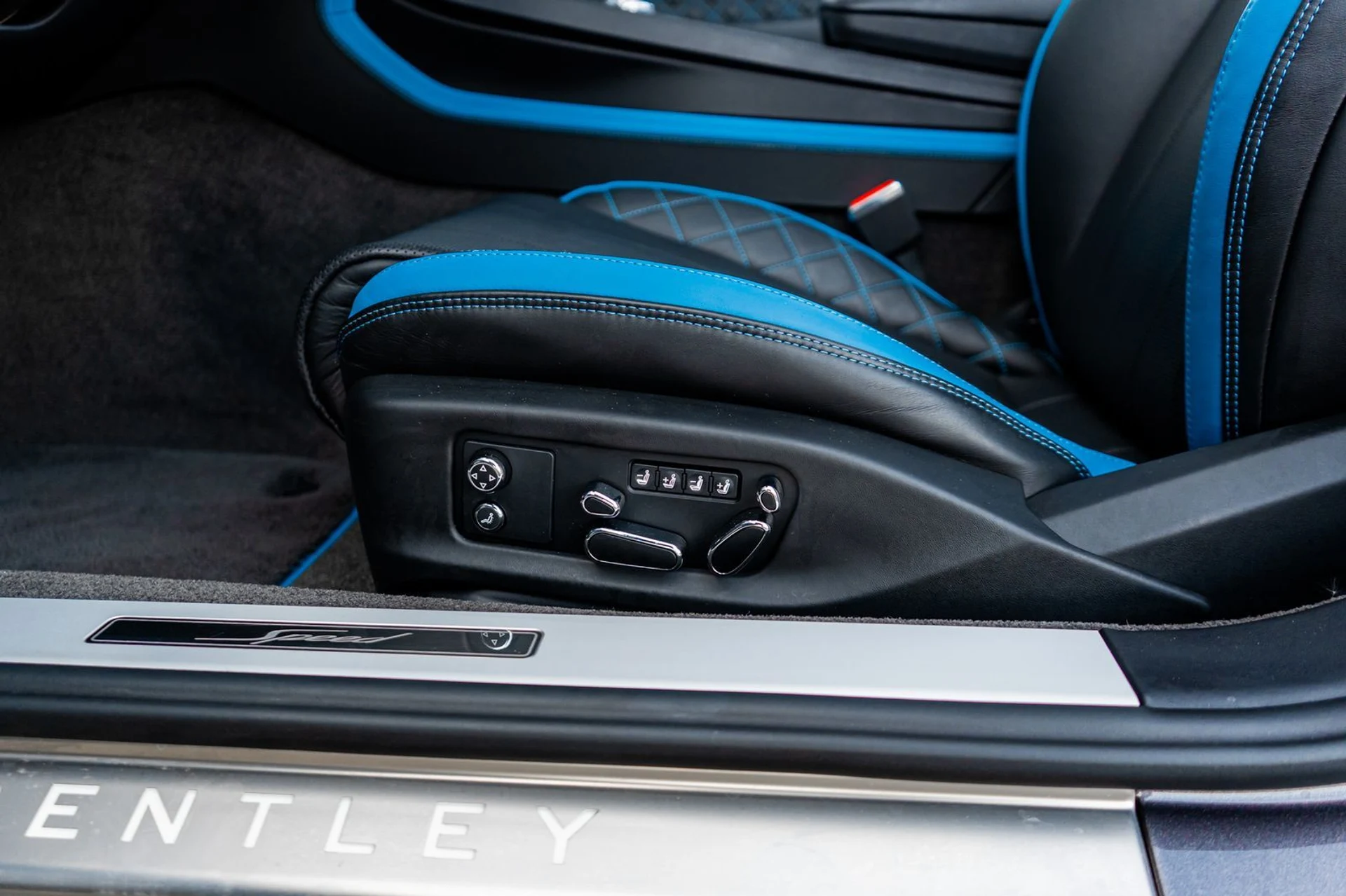 mph038_2908003125_1a652df6_79d6_497e_80d9_6eb5c541e03c_a8fa64f58f