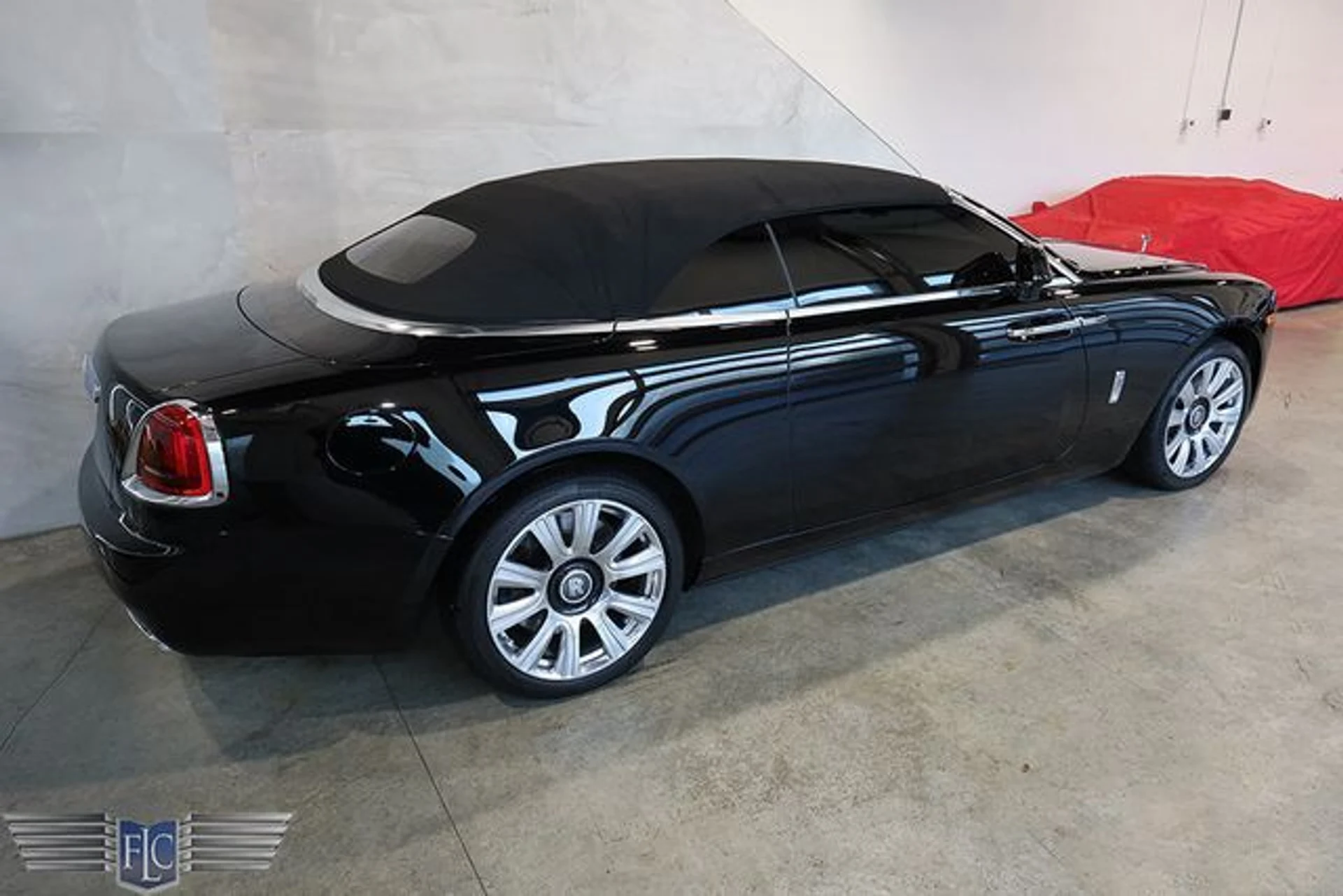 mph038_2921109245_used_2017_rolls_royce_dawn_convertible_9689_23082501_43_640_f02e694df9