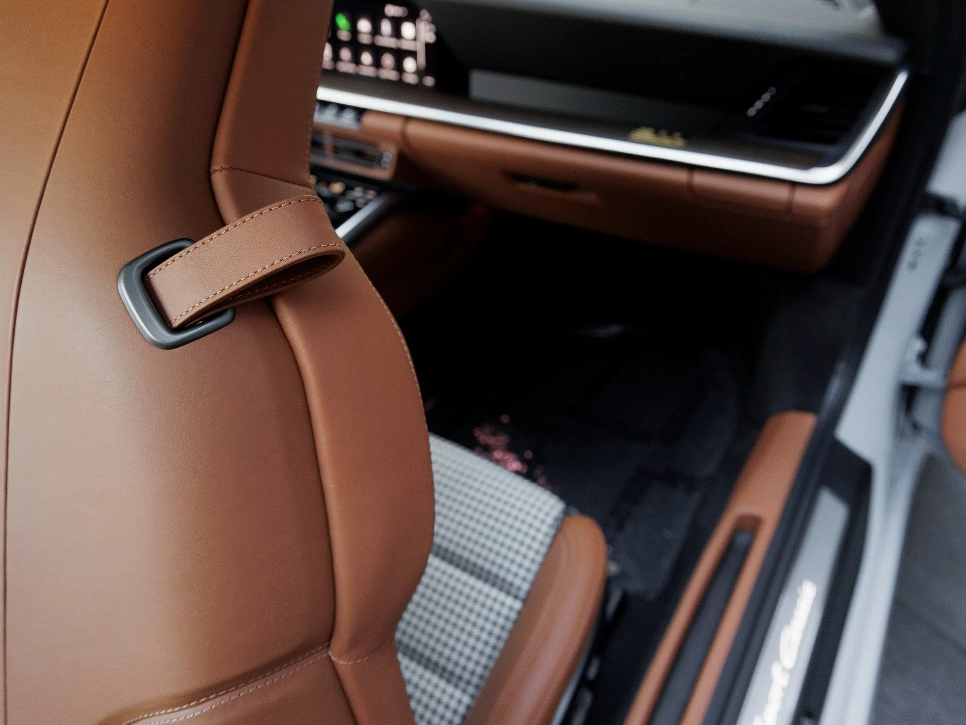 mph038_2926402222_39_7f4b615ba6