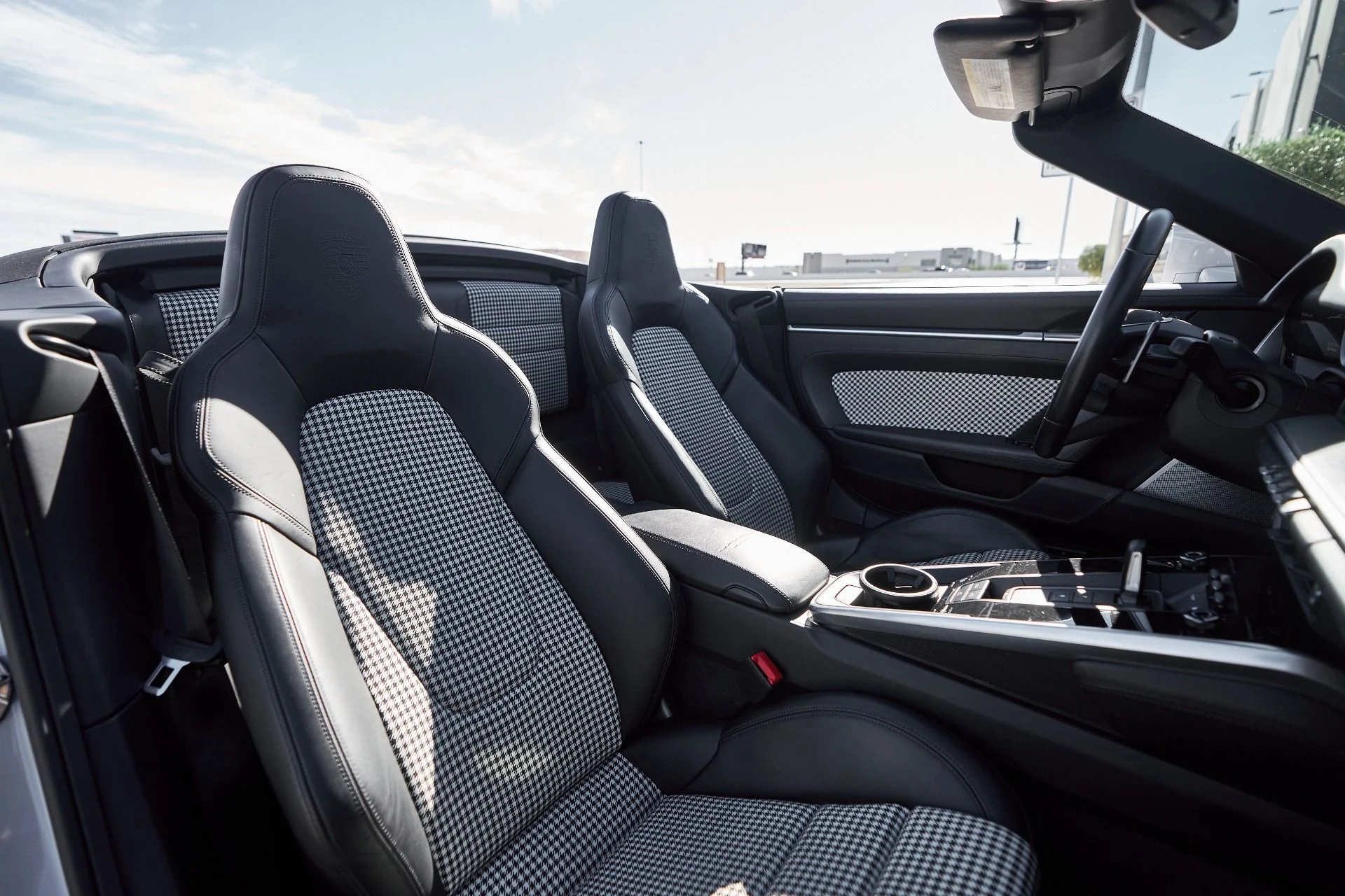 mph038_2931030300_Used_2023_Porsche_911_Turbo_S_1763676509_2a2ad035a8