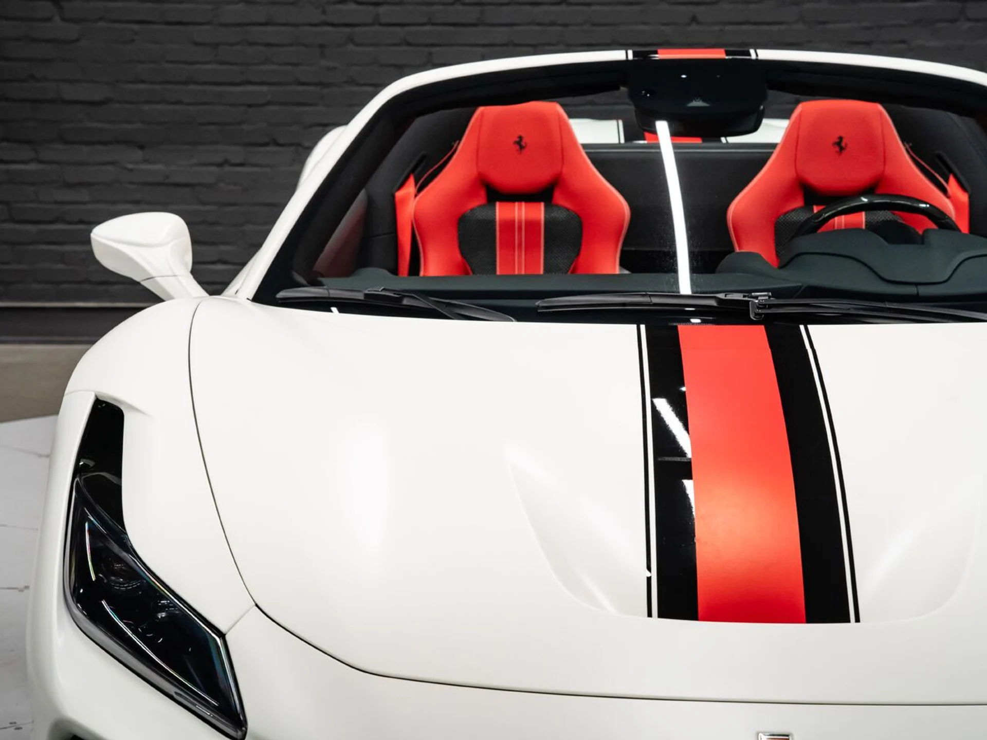 mph038_2933599762_ferrari_f8_spider_2022_26dfb1842b