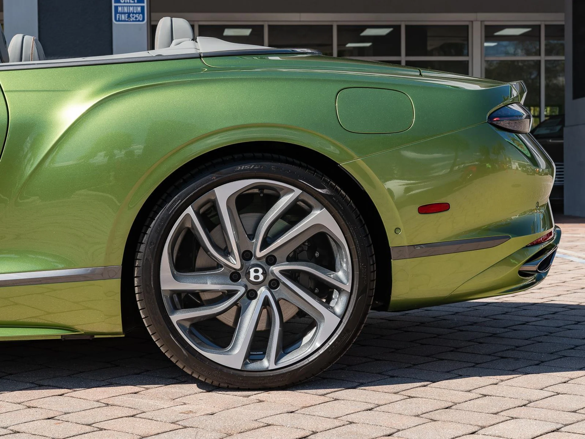 mph038_2941949923_Used_2025_Bentley_Continental_GT_Speed_1770806129_1dd2dab0c7