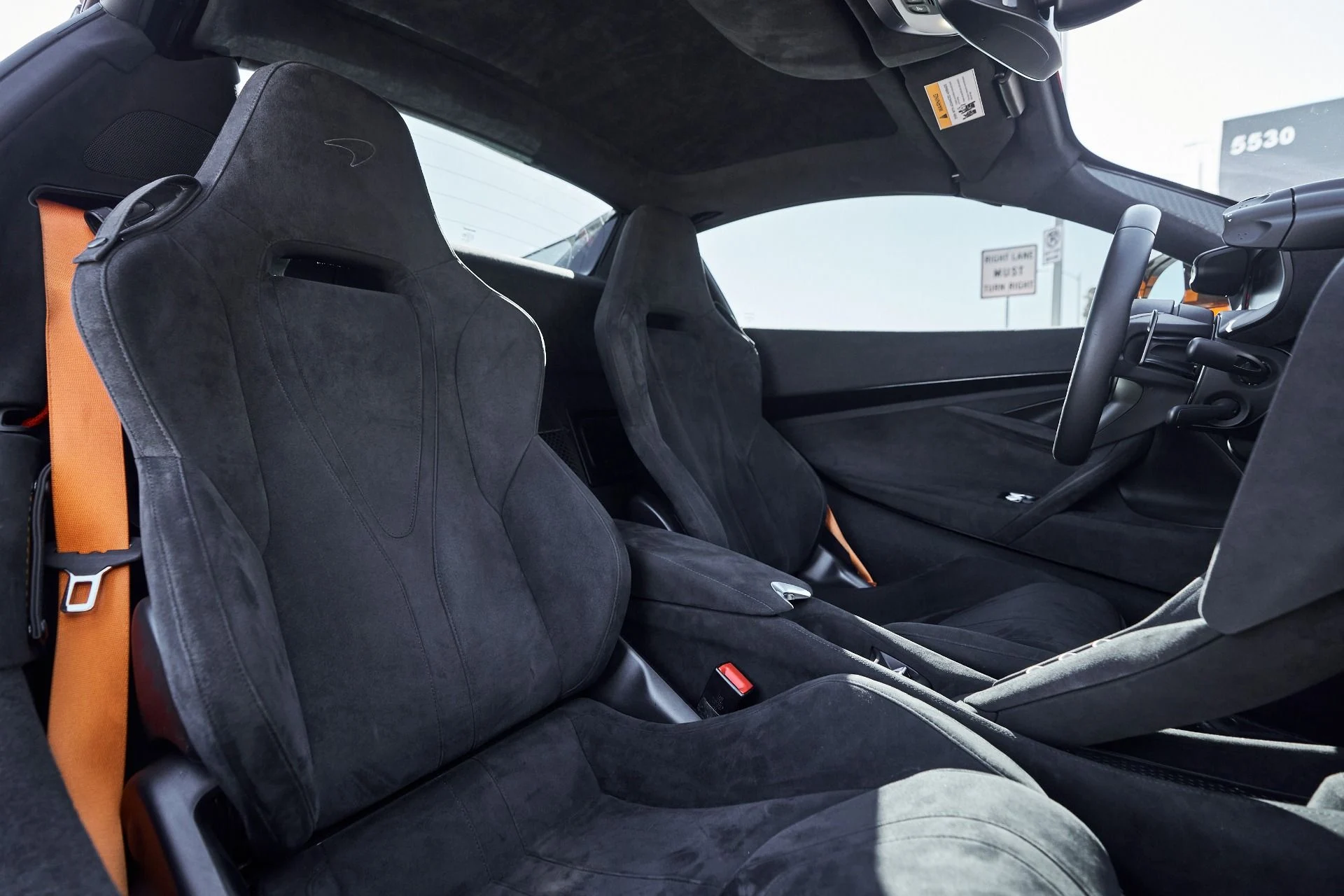 mph038_2946806727_Used_2024_Mc_Laren_750_S_Spider_1761608933_73c59b79d4