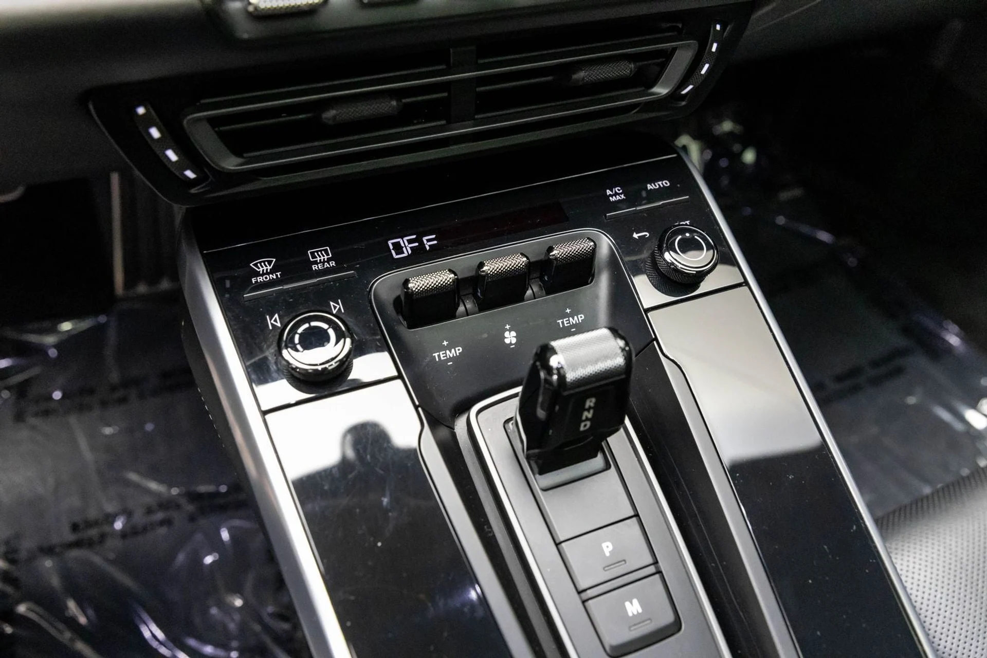 mph038_2952041390_39_1989fd17de