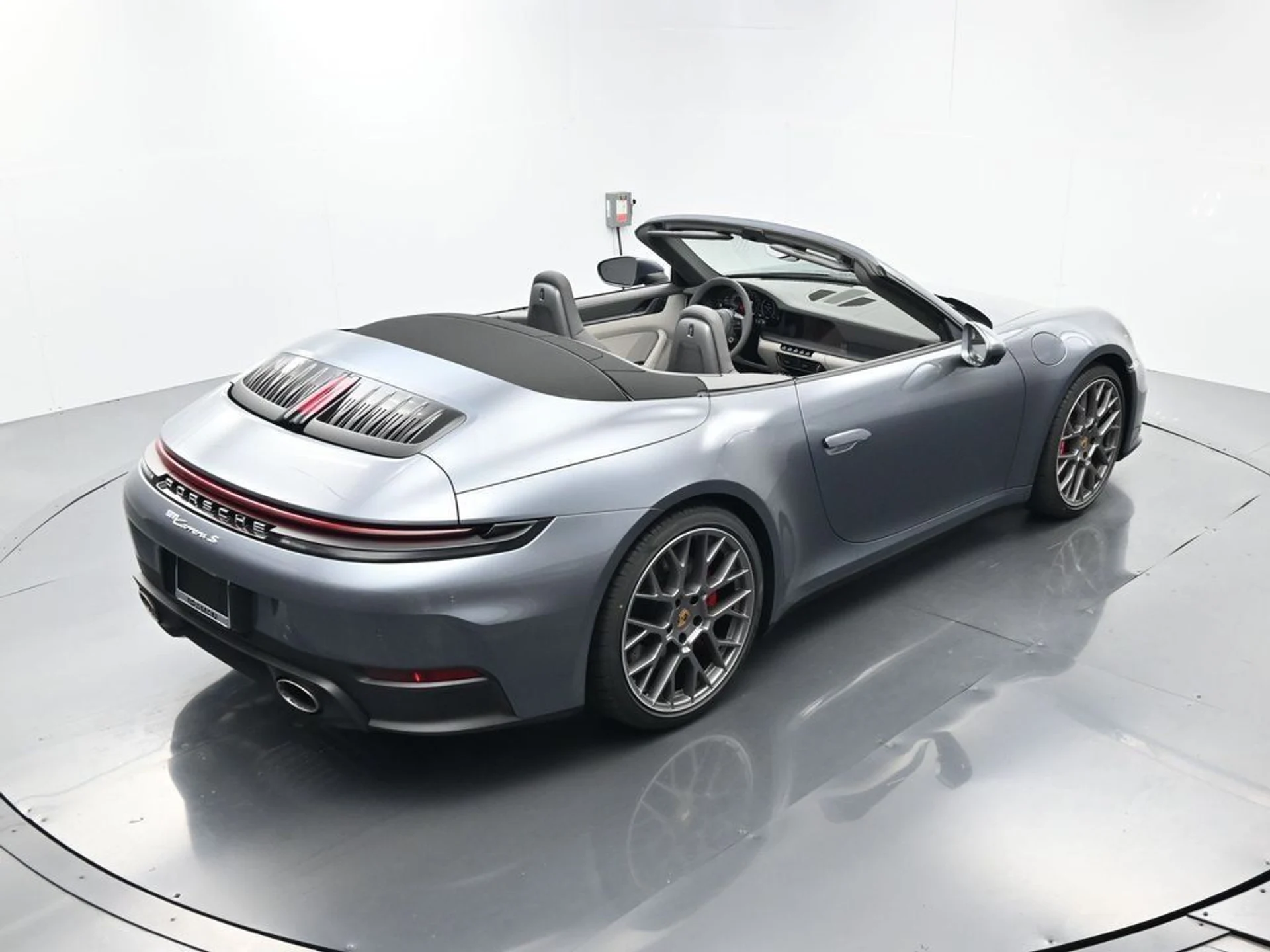 mph038_2953015023_7856ec50bd740991fef6b37e27c195b9_e12ffdc34d