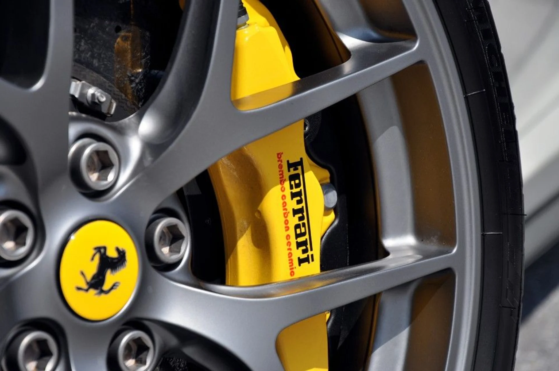 mph038_2964347415_81_p39_l_74adf0dde4