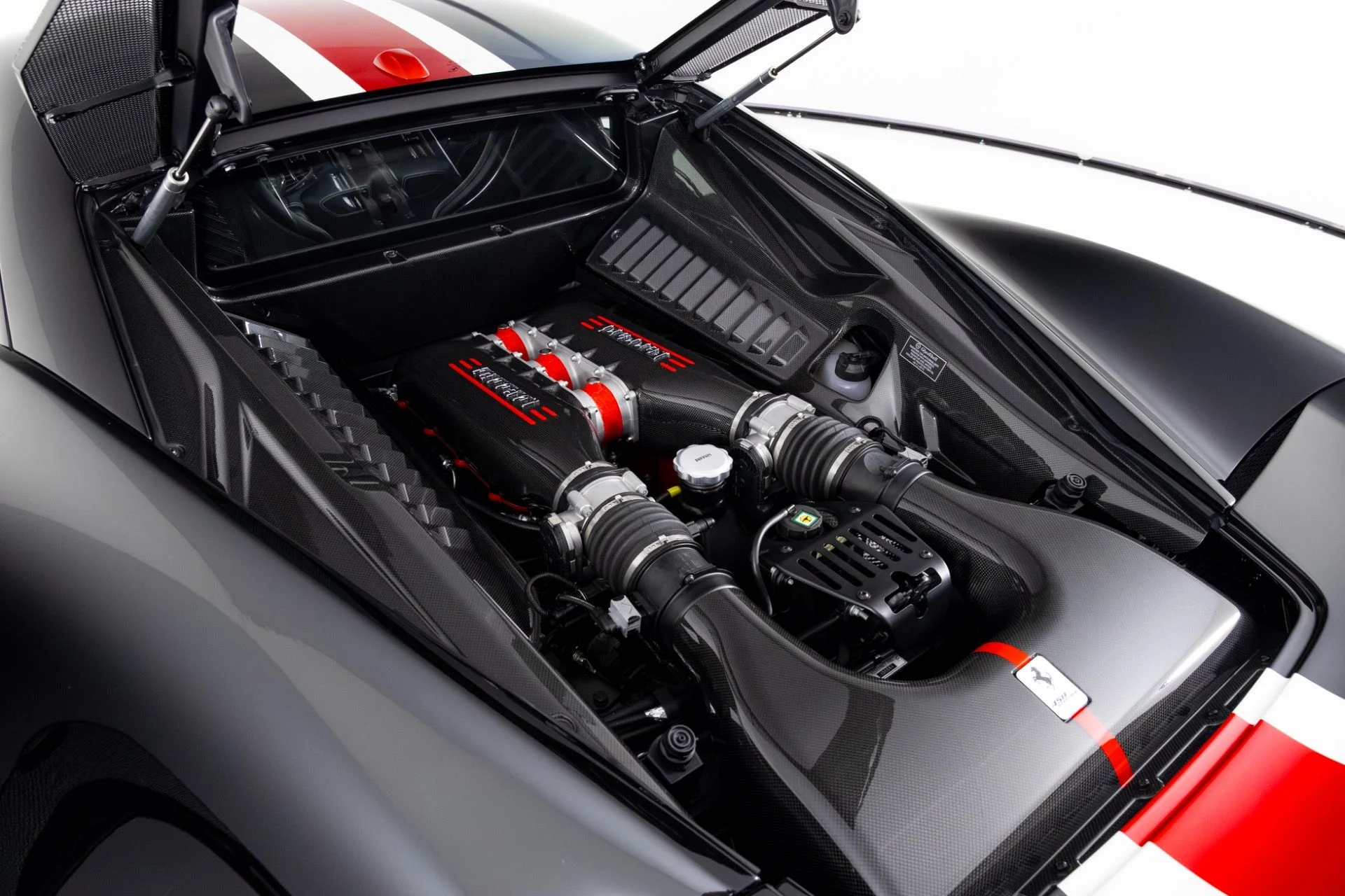 mph038_2965881436_Used_2015_Ferrari_458_Speciale_1765990123_909b44bbec