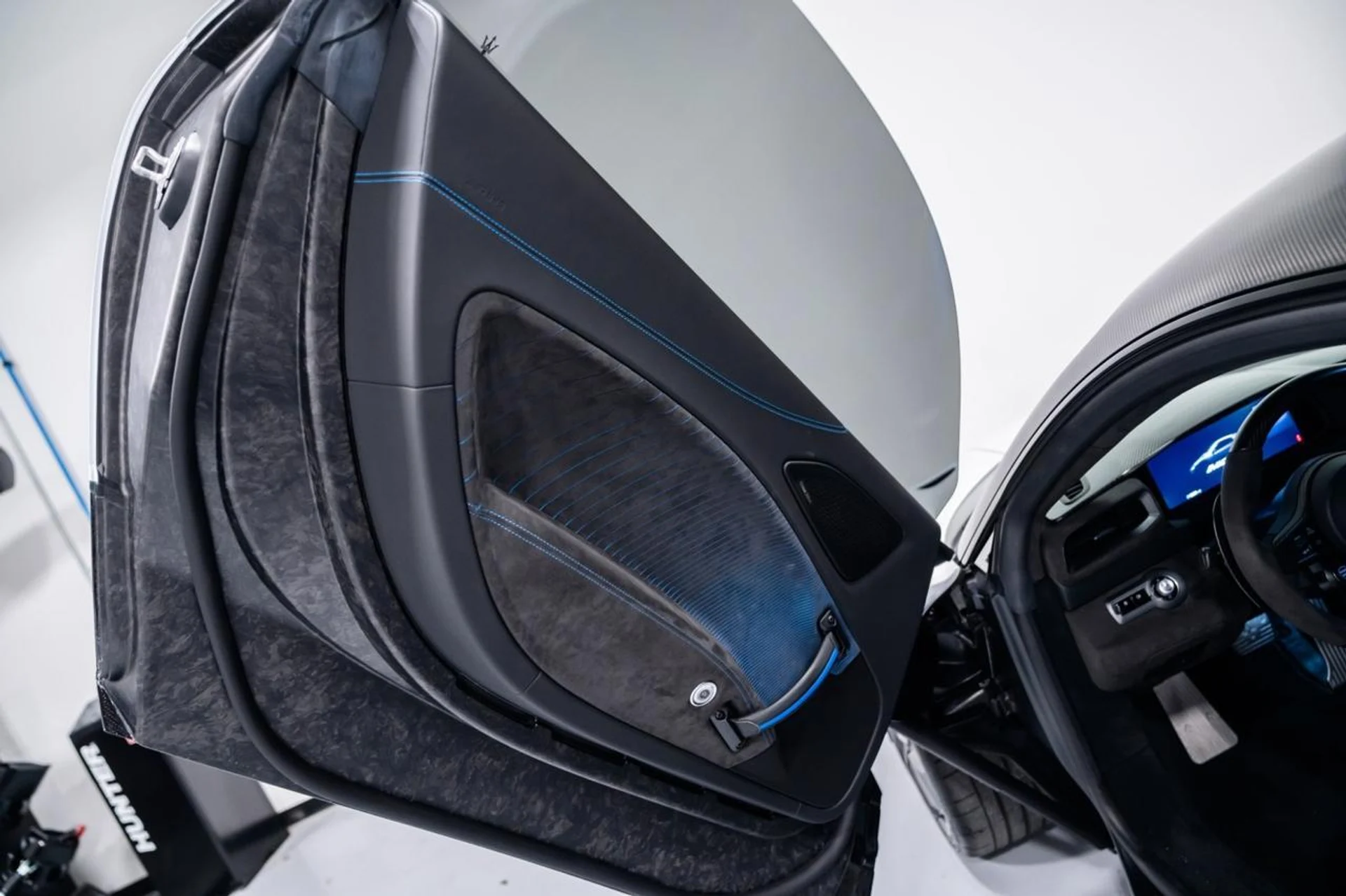 mph038_2968984859_e7633ee8b131a57342e011ab480661e7_251065ba10