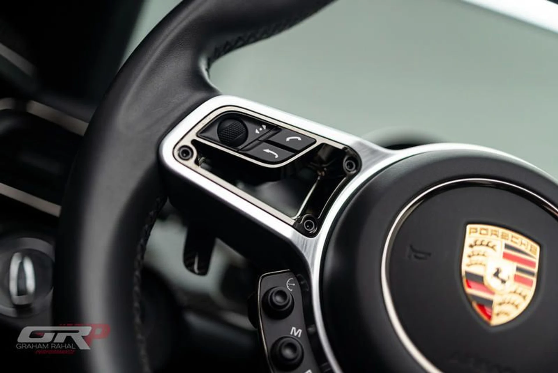 mph038_2975338812_AE_86_C414_4352_420_E_B203_F875_AE_9_E3_D4_A_2420f487a4