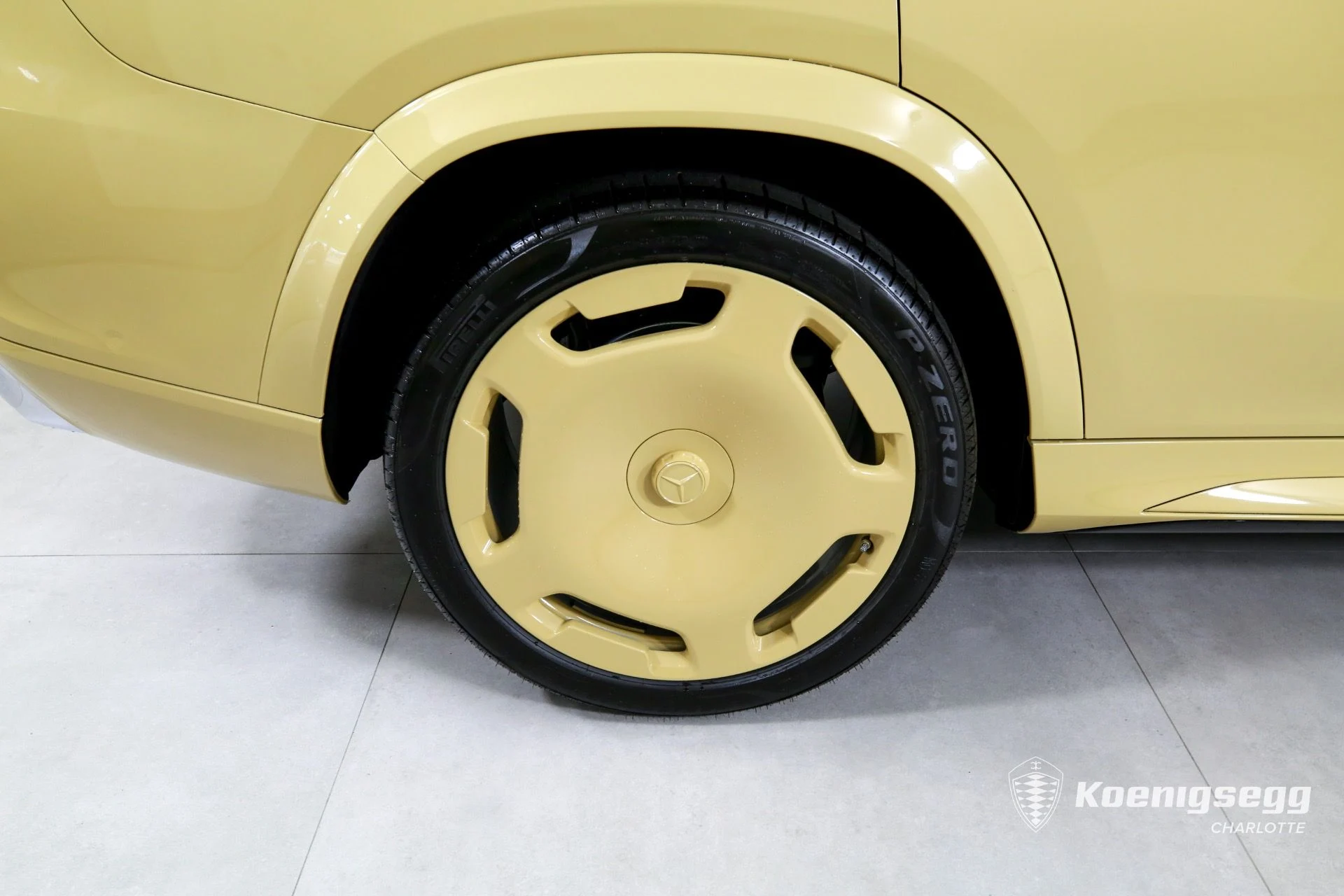 mph038_2978308374_Used_2024_Mercedes_Benz_GLS_Mercedes_Maybach_GLS_600_4_MATIC_1760990611_ba06e57f65