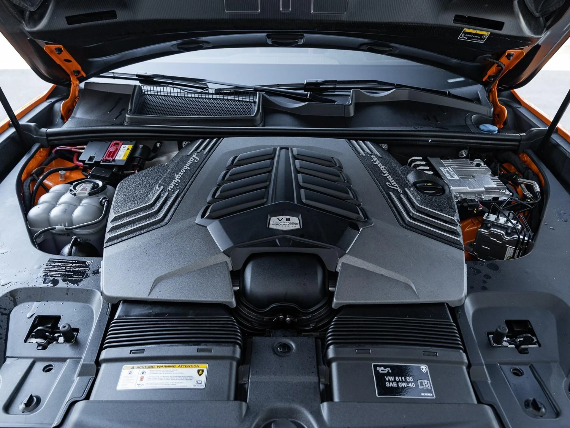 mph038_2983351939_Used_2023_Lamborghini_Urus_Performante_1763068042_ce512e2ad7