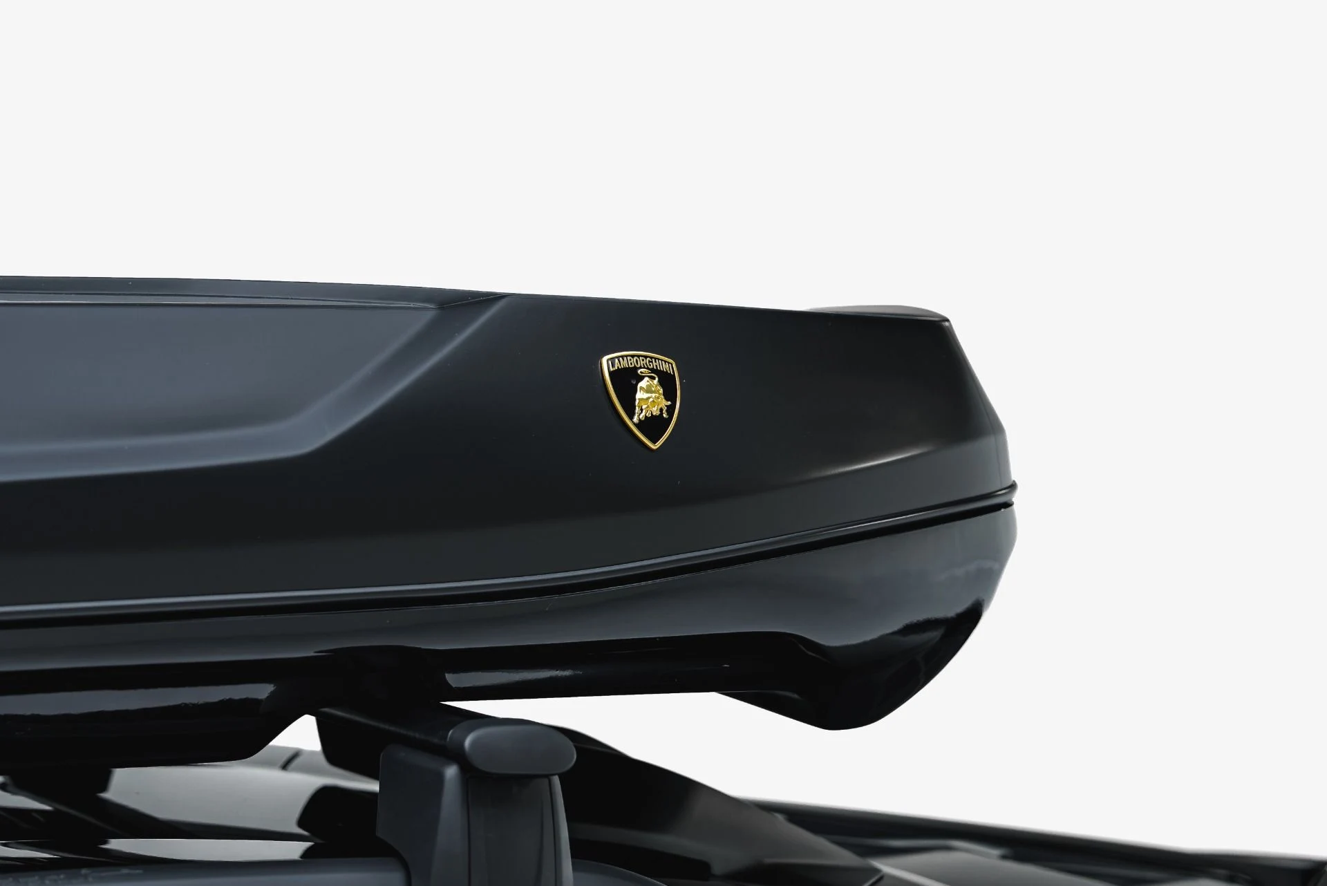 mph038_299059953_Used_2024_Lamborghini_Huracan_Sterrato_1792021001_98be21917f