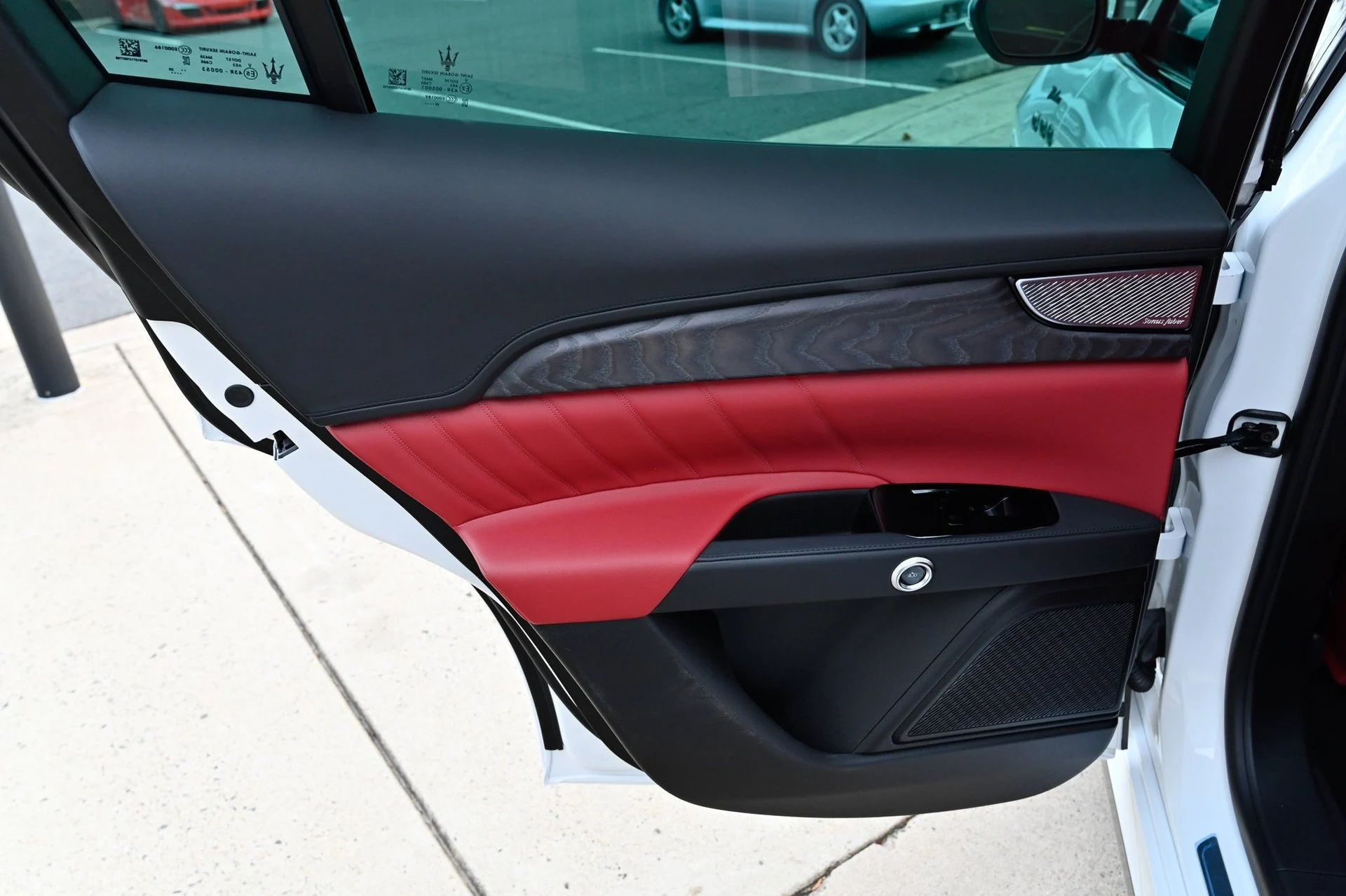 mph038_2992965210_e3fbd3c2dbe04f25b81a527707746446_57c1b4906c