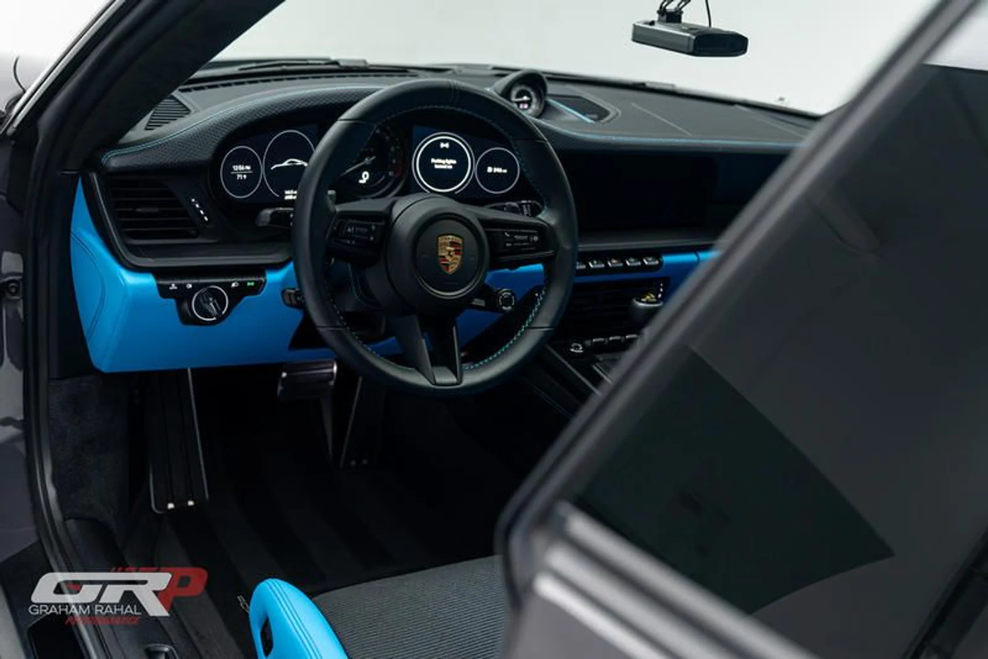 mph038_3001142515_CF_228198_BF_6_F_42_D7_93_F1_47_C03_CCC_7647_8c72450d43