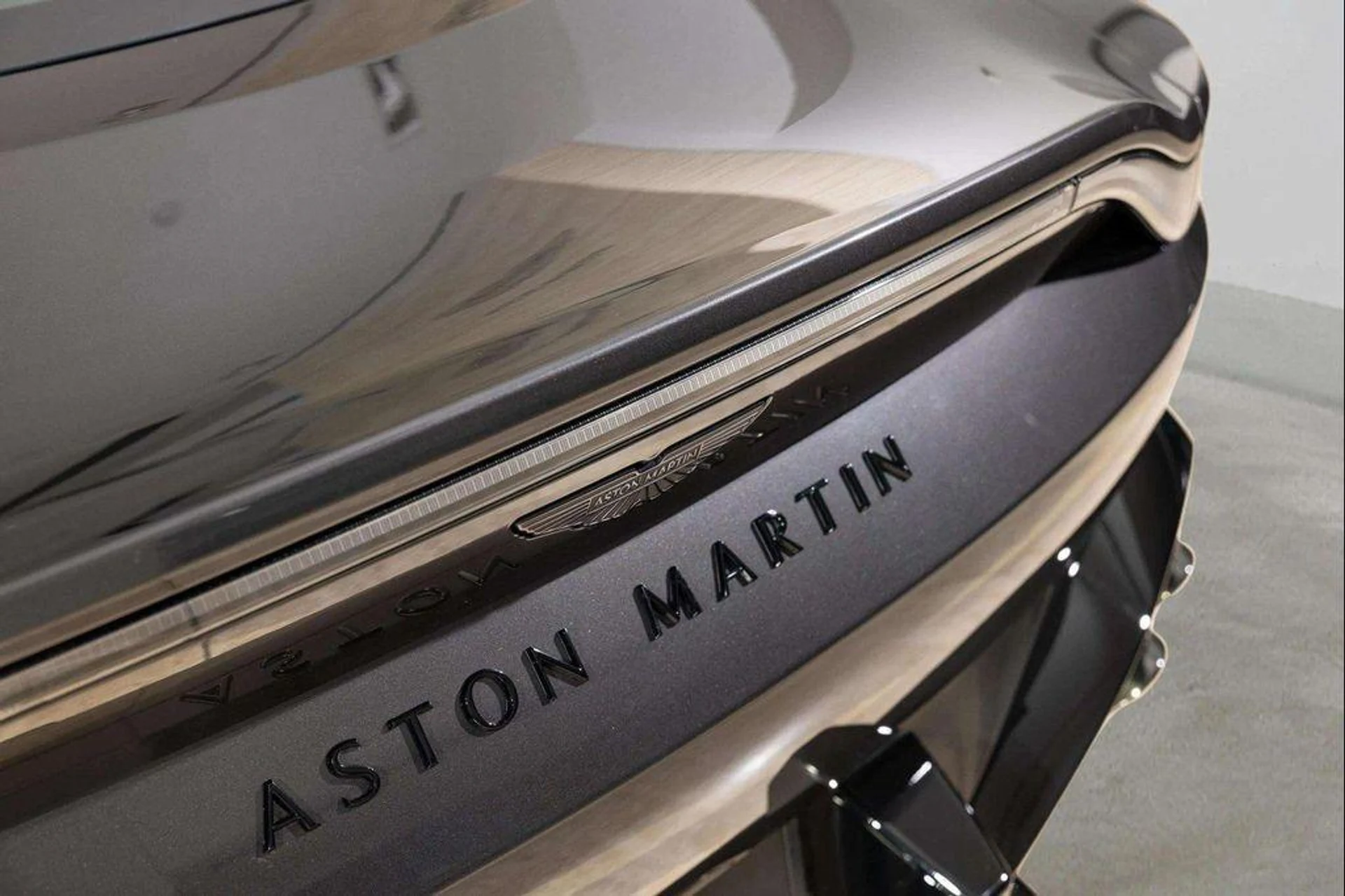 mph038_3006080577_Jm_Ms_Jrr7z3alm_Fs4eix8_Twuqo_QQ_4454870684