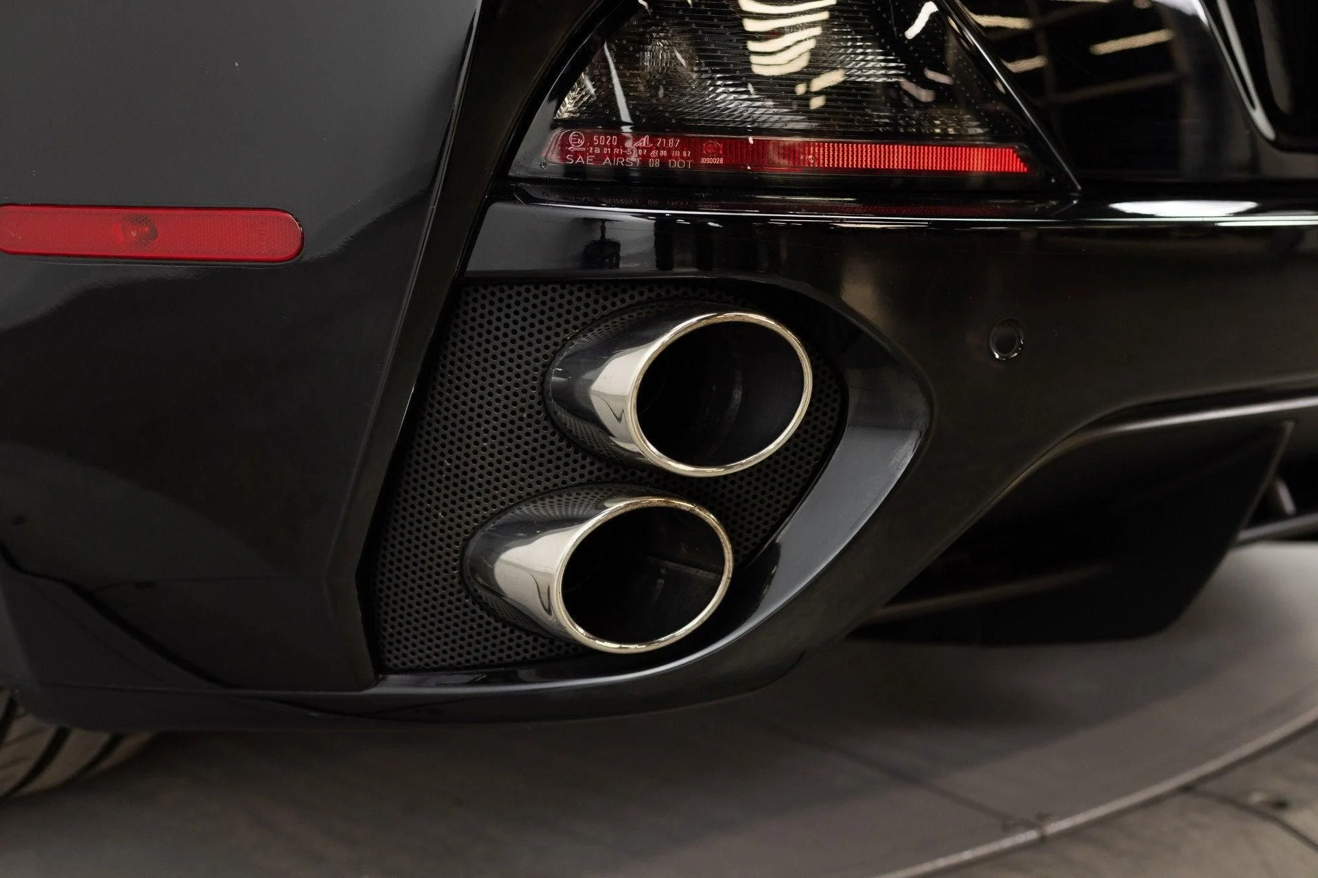 mph038_301215084_Used_2010_Ferrari_California_1777367996_81cbf016d2